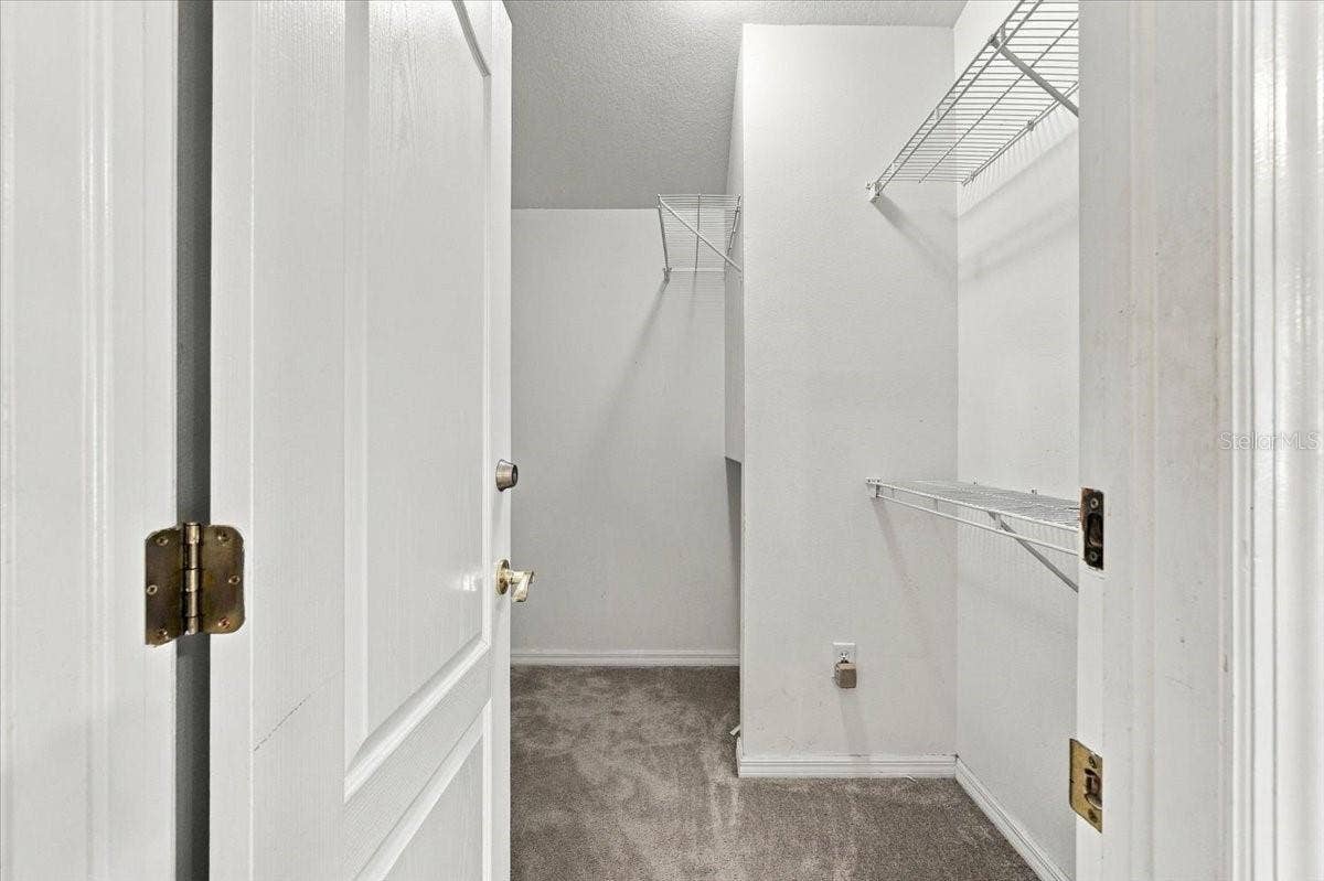 2610 BUCKHORN PRESERVE BOULEVARD, Valrico, FL 33596 2610 BUCKHORN PRESERVE BOULEVARD, Valrico, FL 33596