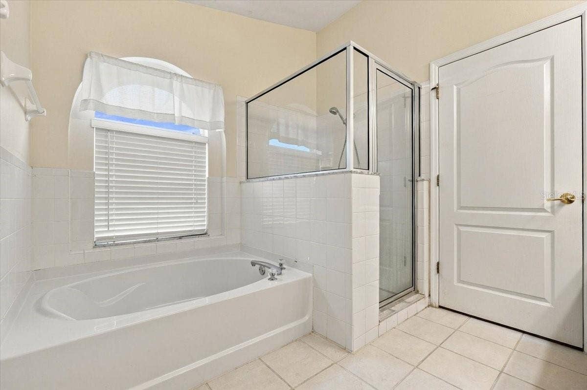 2610 BUCKHORN PRESERVE BOULEVARD, Valrico, FL 33596 2610 BUCKHORN PRESERVE BOULEVARD, Valrico, FL 33596