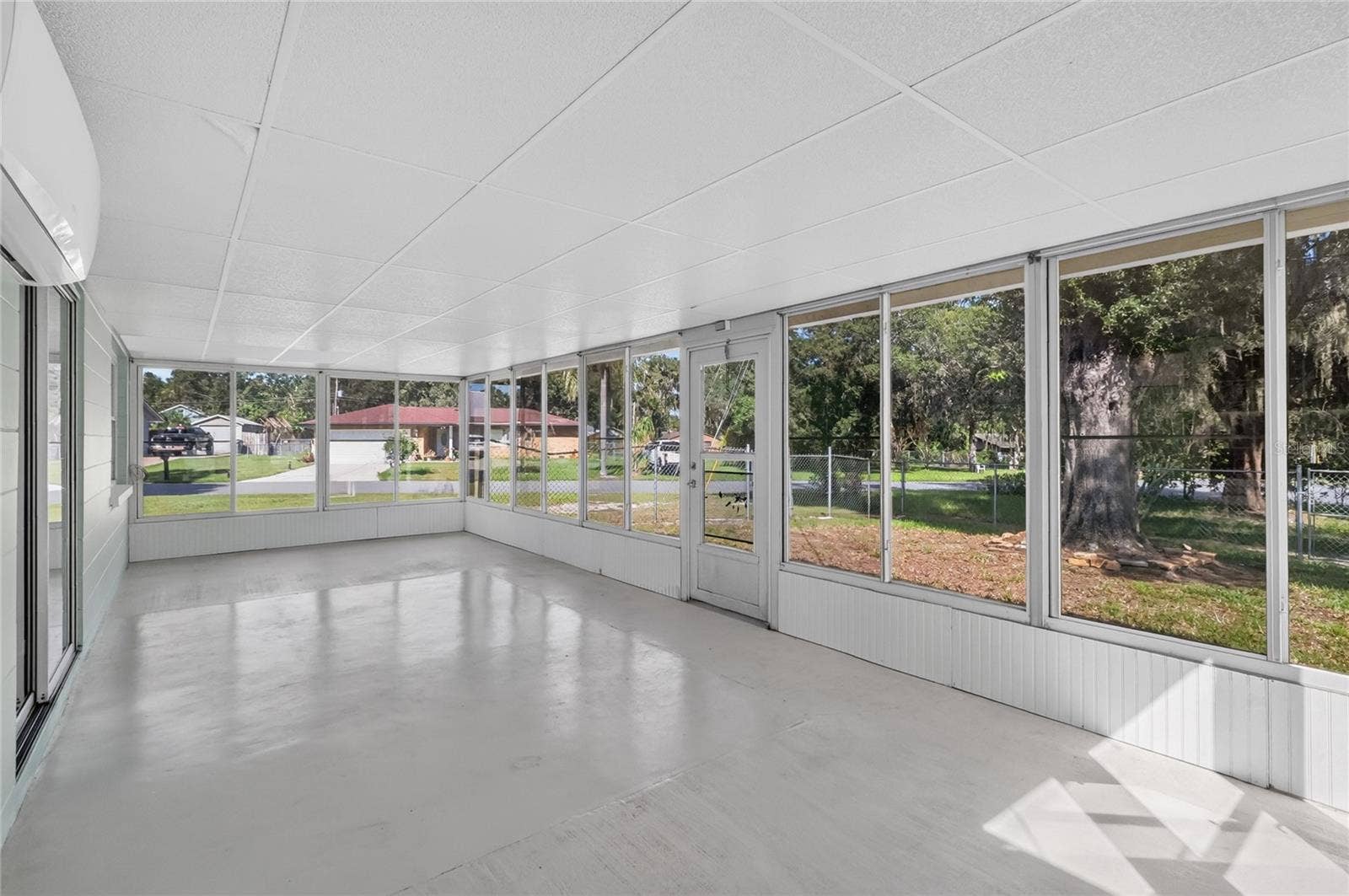 2140 CREEK SIDE DRIVE, Lakeland, FL 33811 2140 CREEK SIDE DRIVE, Lakeland, FL 33811