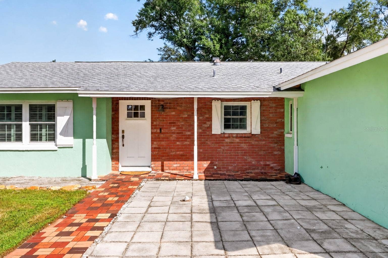 2140 CREEK SIDE DRIVE, Lakeland, FL 33811 2140 CREEK SIDE DRIVE, Lakeland, FL 33811