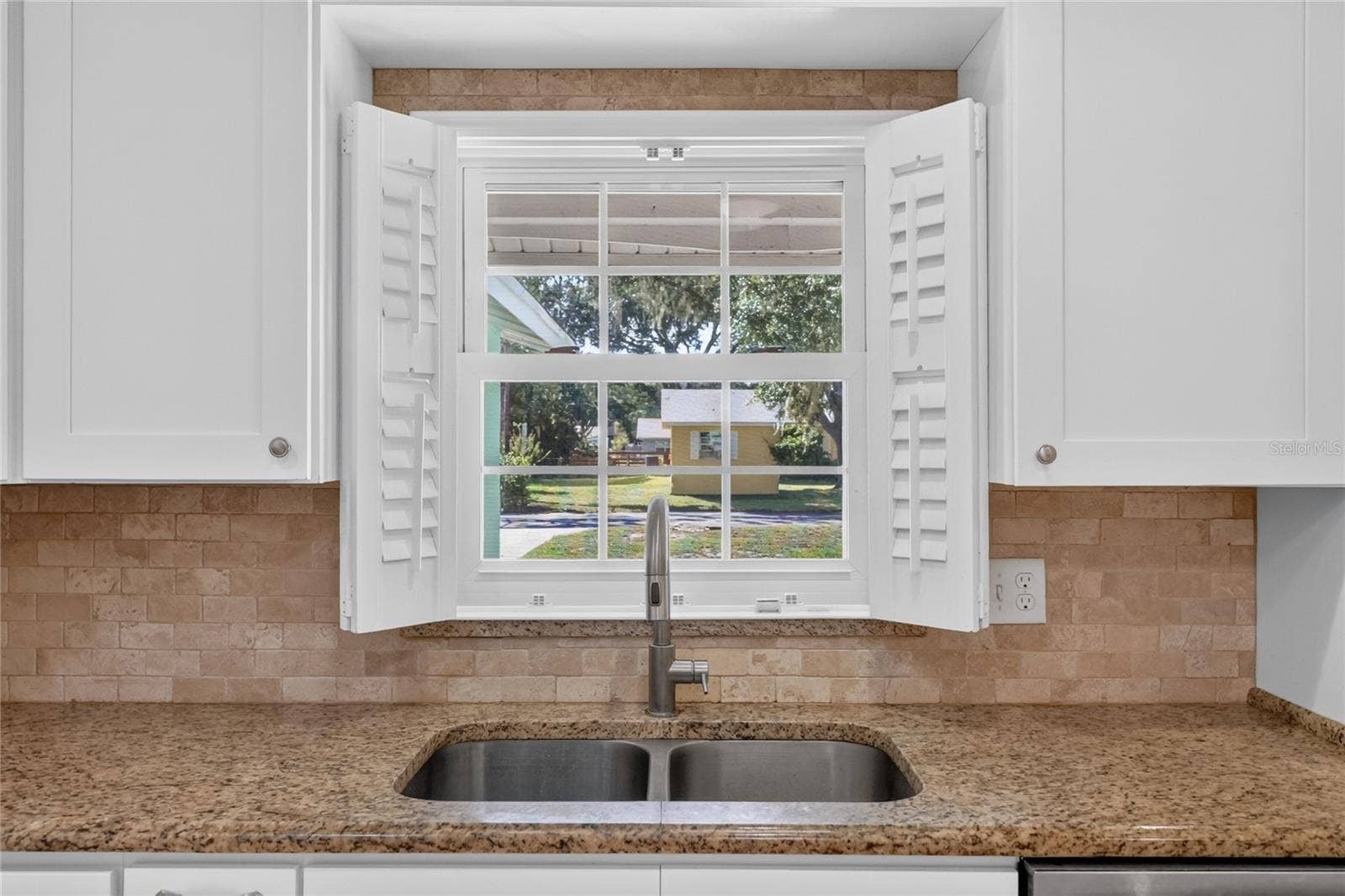 2140 CREEK SIDE DRIVE, Lakeland, FL 33811 2140 CREEK SIDE DRIVE, Lakeland, FL 33811