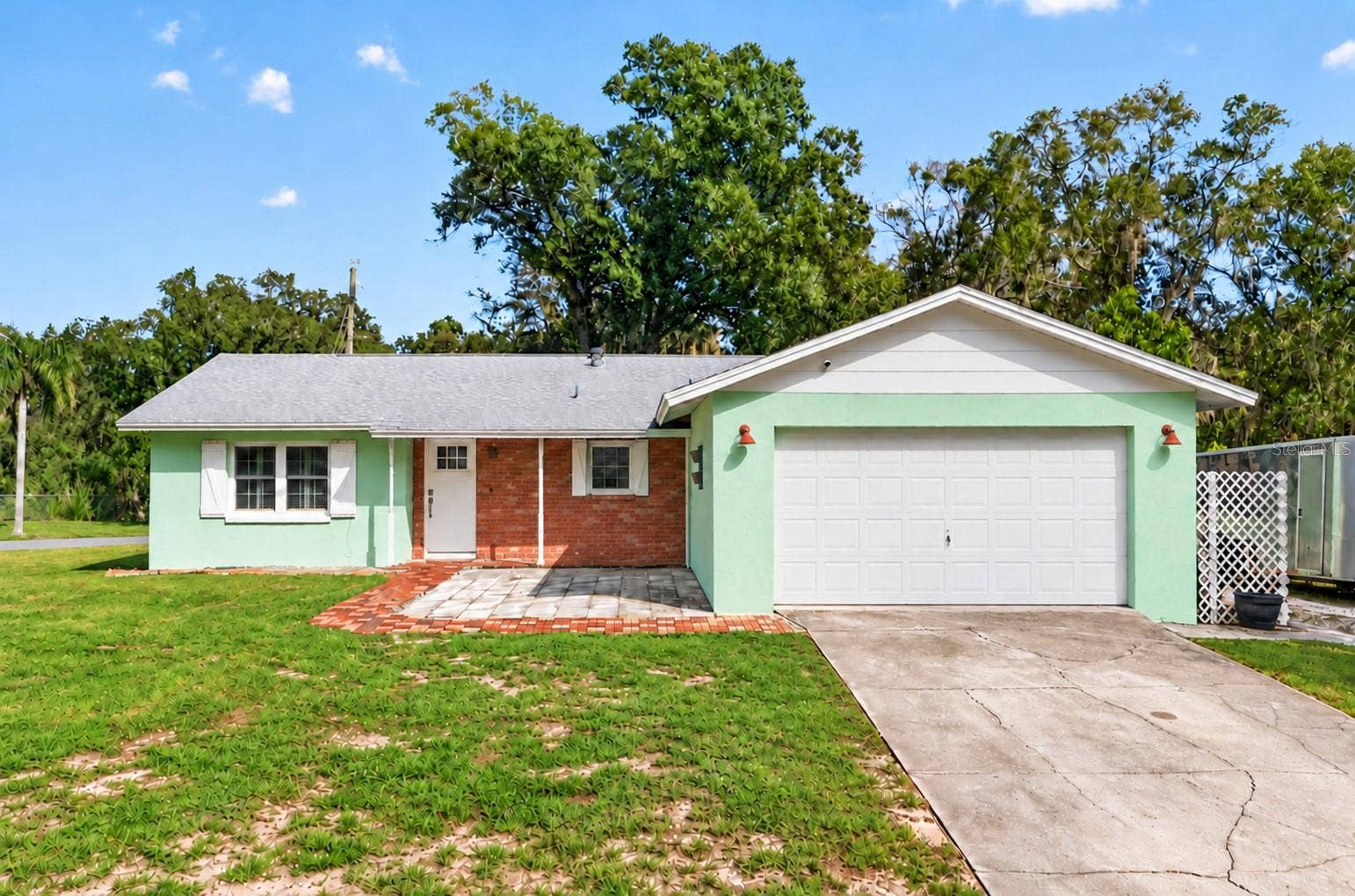 2140 CREEK SIDE DRIVE, Lakeland, FL 33811 2140 CREEK SIDE DRIVE, Lakeland, FL 33811