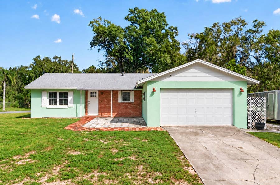 Property photo for 2140 CREEK SIDE DRIVE, Lakeland, FL