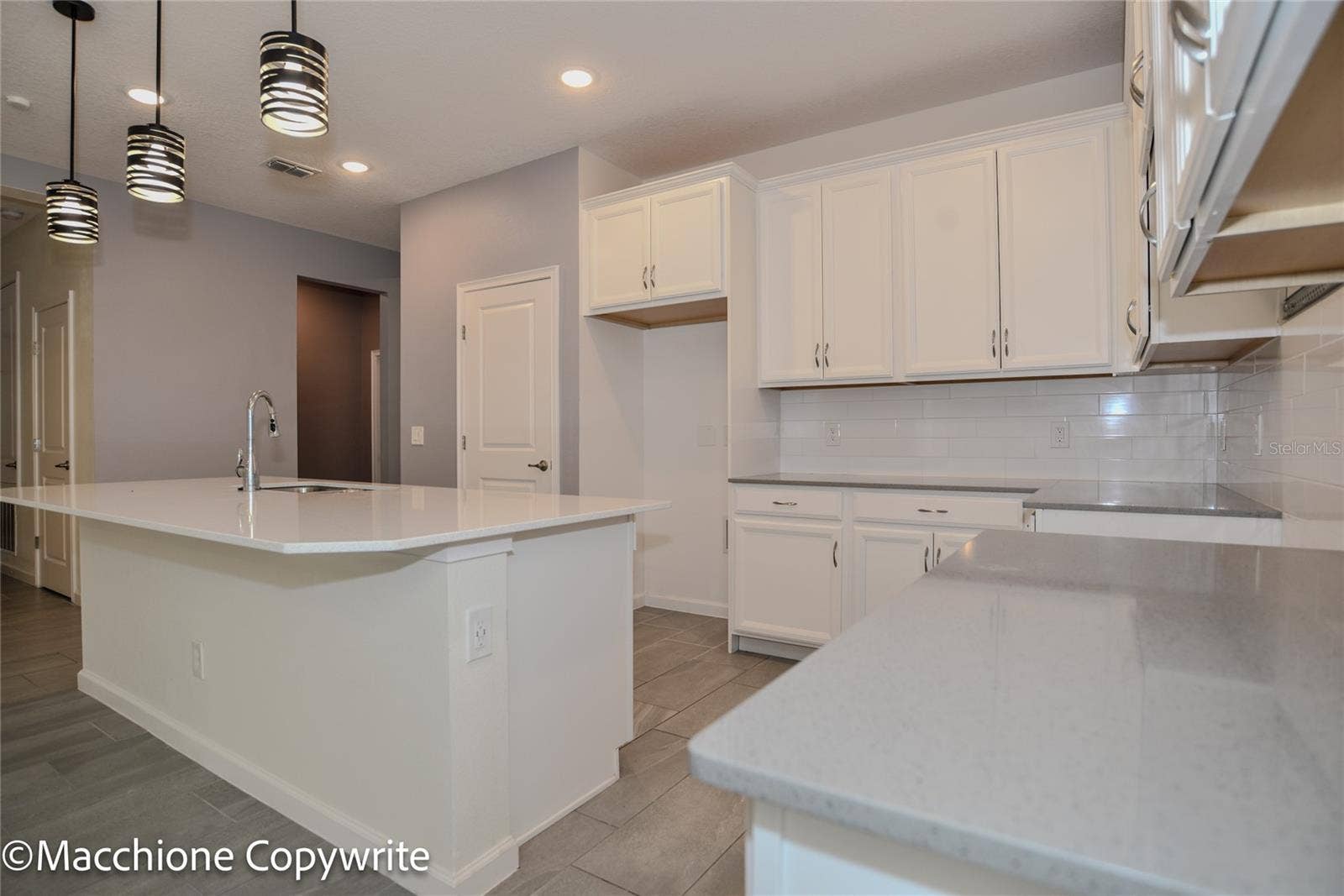 640 FORTUNA DRIVE, Davenport, FL 33837 640 FORTUNA DRIVE, Davenport, FL 33837