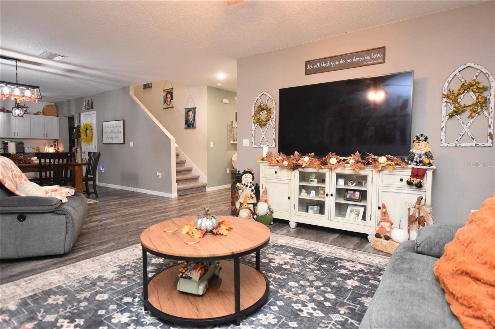 5685 ARLINGTON RIVER DRIVE, Lakeland, FL 33811 5685 ARLINGTON RIVER DRIVE, Lakeland, FL 33811
