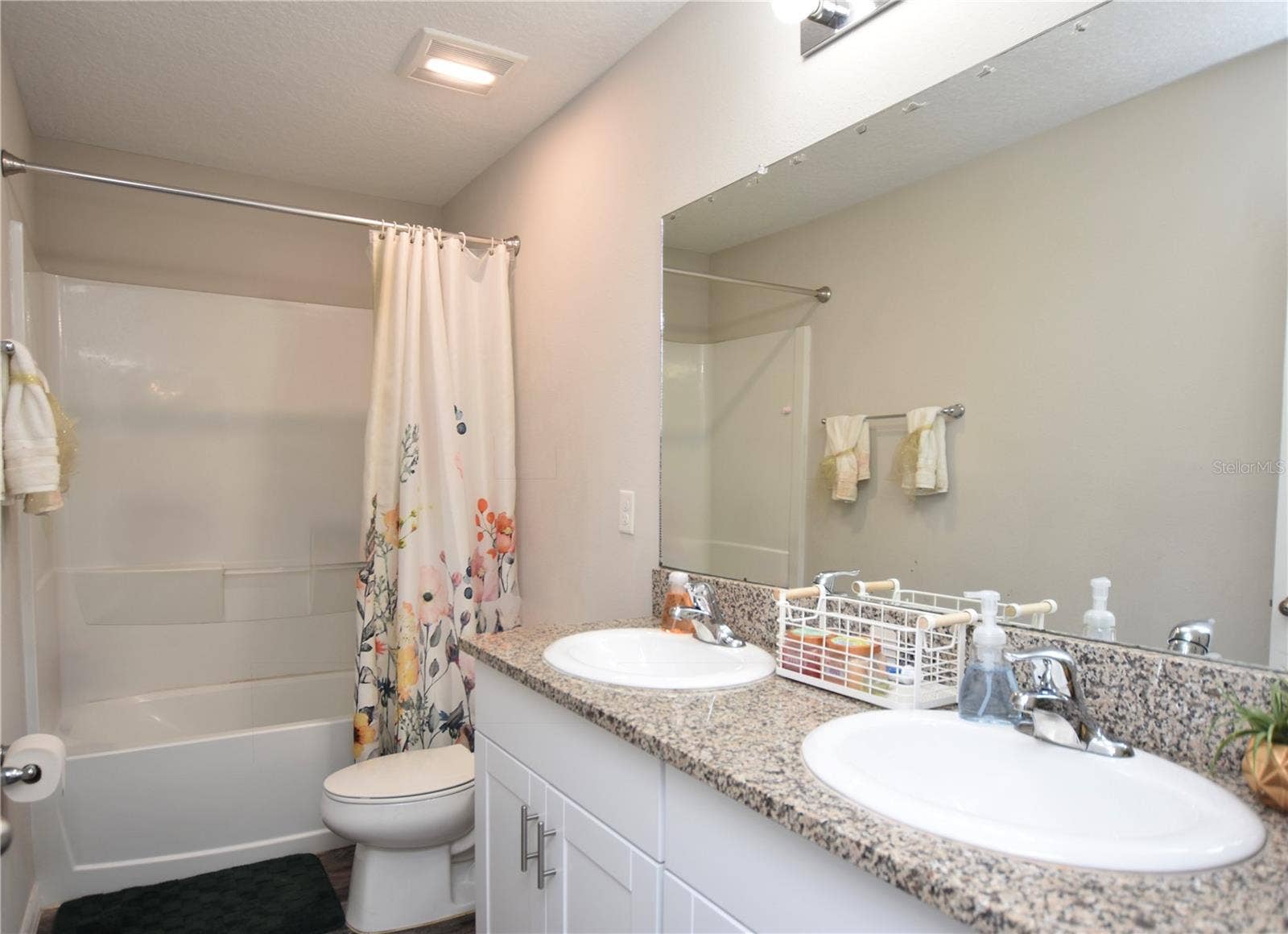 5685 ARLINGTON RIVER DRIVE, Lakeland, FL 33811 Full Bathroom 2 - Second Floor