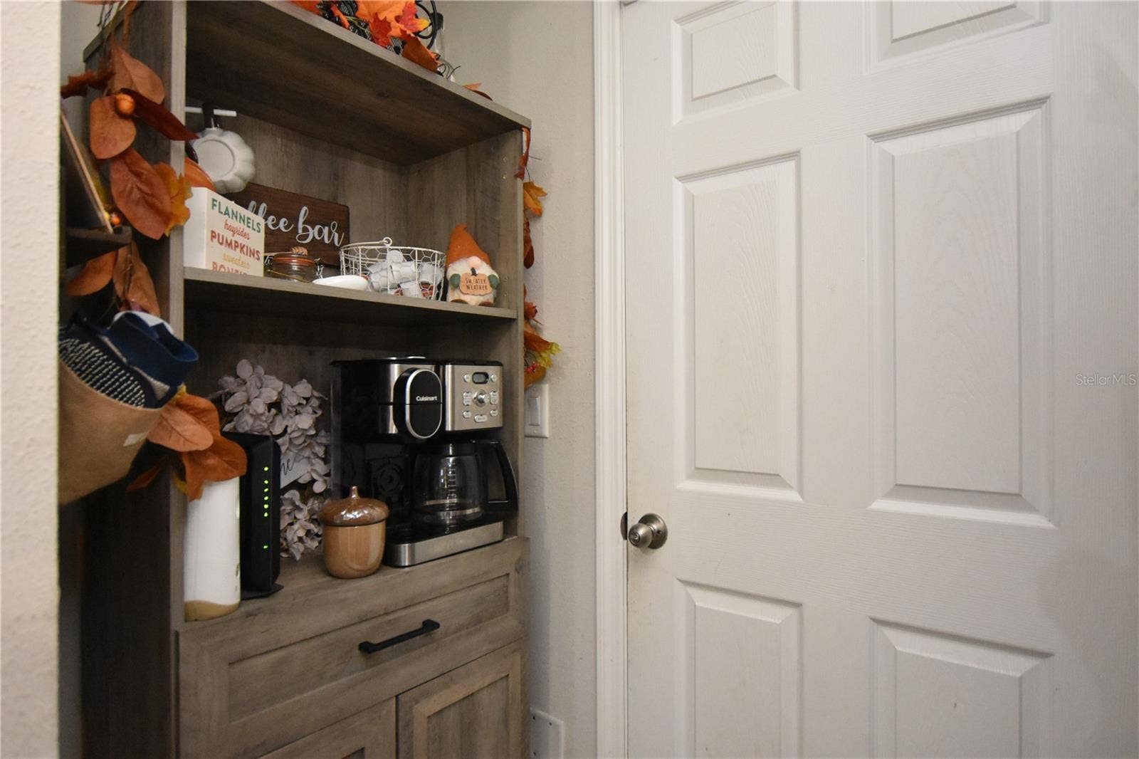 5685 ARLINGTON RIVER DRIVE, Lakeland, FL 33811 5685 ARLINGTON RIVER DRIVE, Lakeland, FL 33811