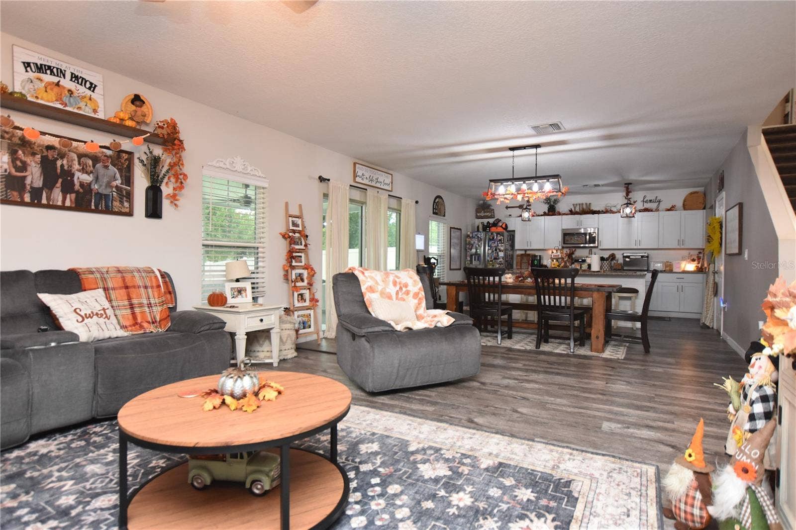 5685 ARLINGTON RIVER DRIVE, Lakeland, FL 33811 5685 ARLINGTON RIVER DRIVE, Lakeland, FL 33811