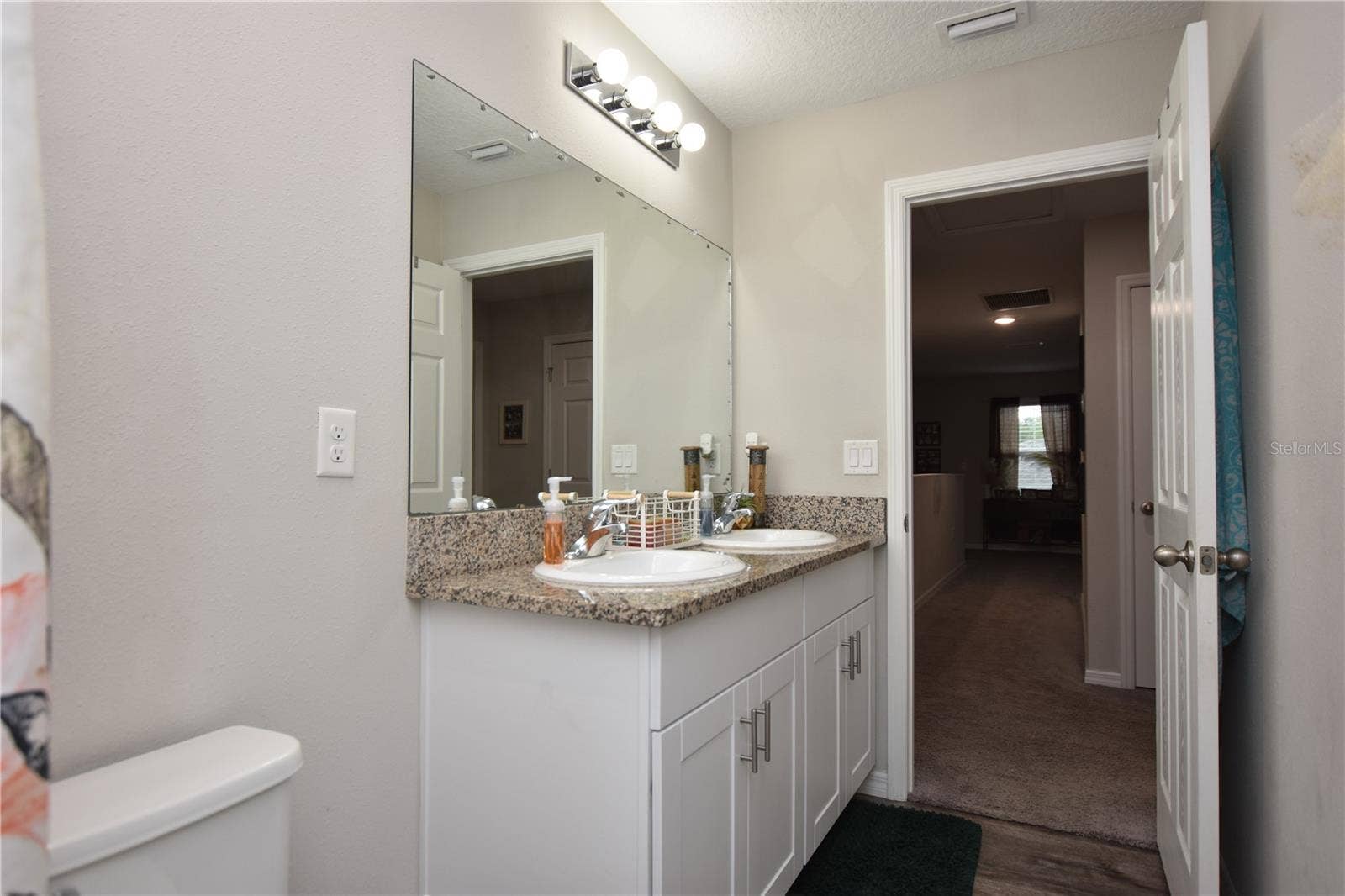 5685 ARLINGTON RIVER DRIVE, Lakeland, FL 33811 5685 ARLINGTON RIVER DRIVE, Lakeland, FL 33811