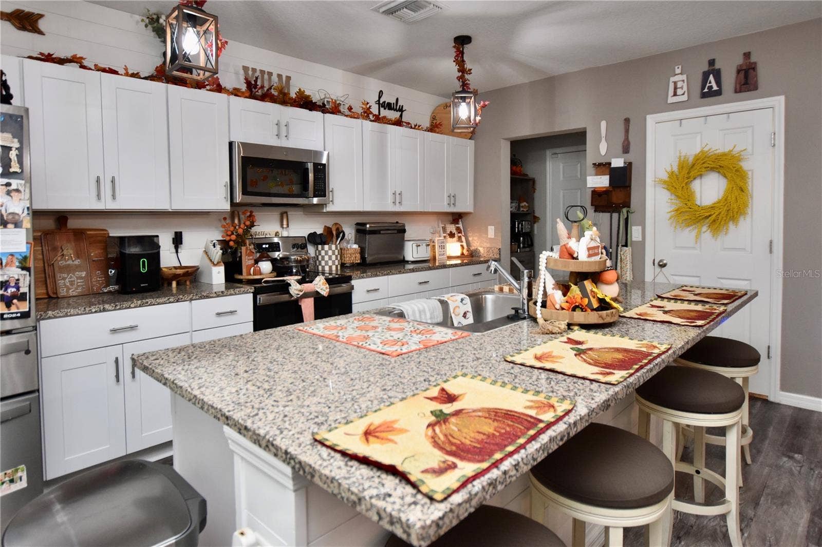 5685 ARLINGTON RIVER DRIVE, Lakeland, FL 33811 5685 ARLINGTON RIVER DRIVE, Lakeland, FL 33811