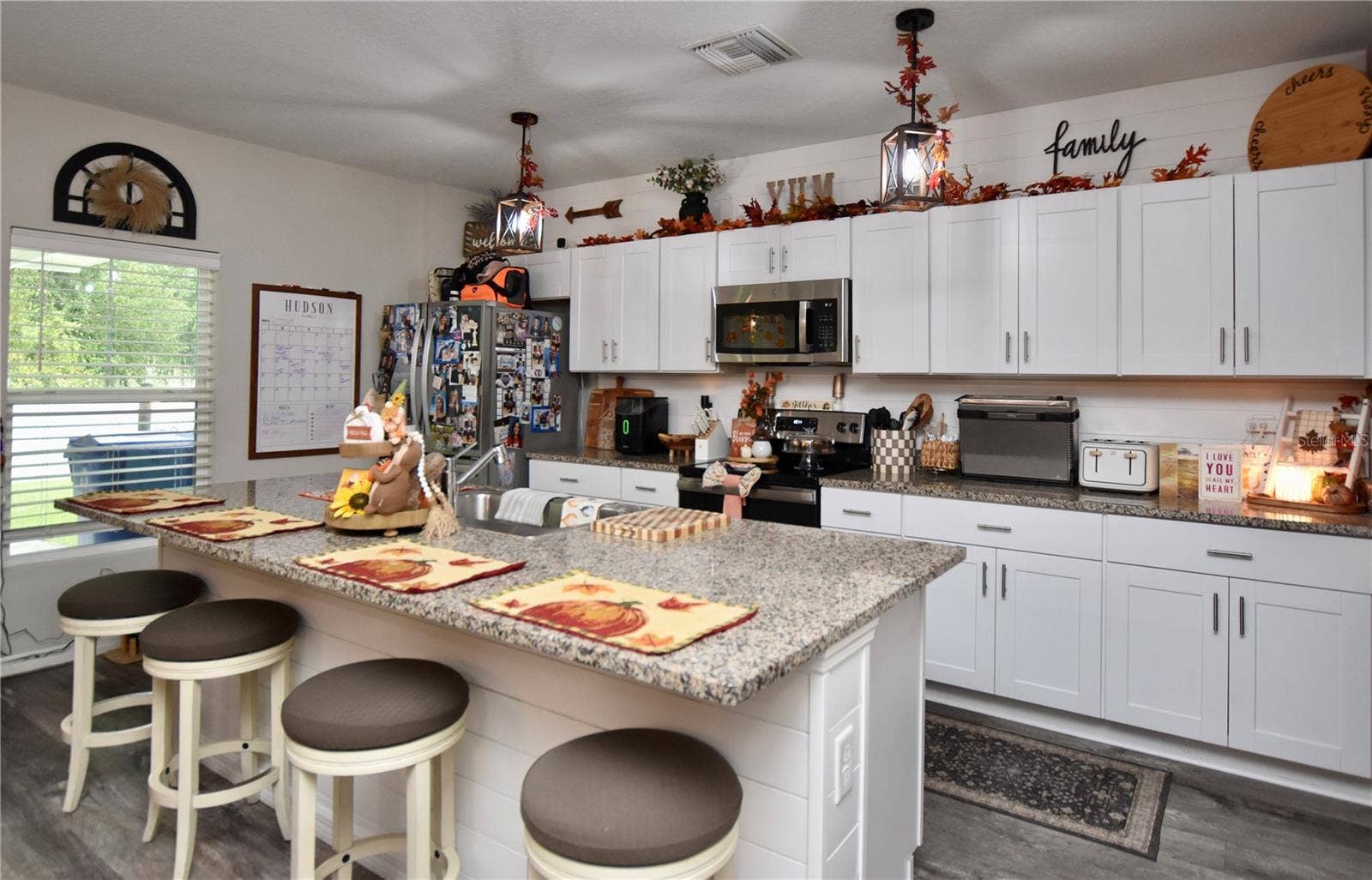 5685 ARLINGTON RIVER DRIVE, Lakeland, FL 33811 Kitchen