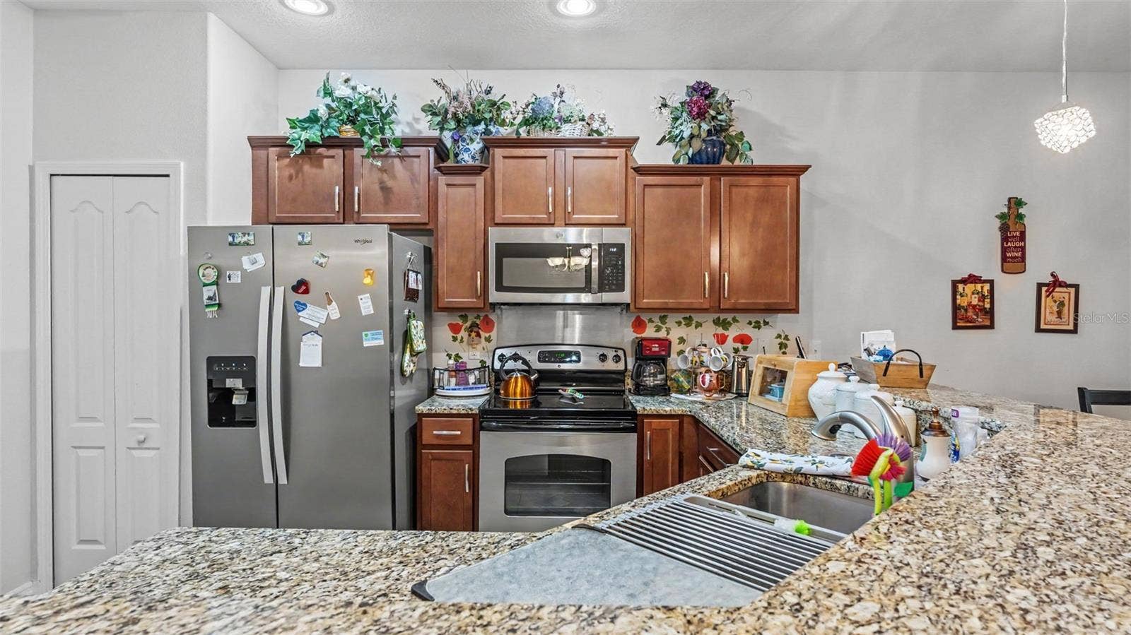 4069 SHADE TREE LANE, Lakeland, FL 33812 4069 SHADE TREE LANE, Lakeland, FL 33812