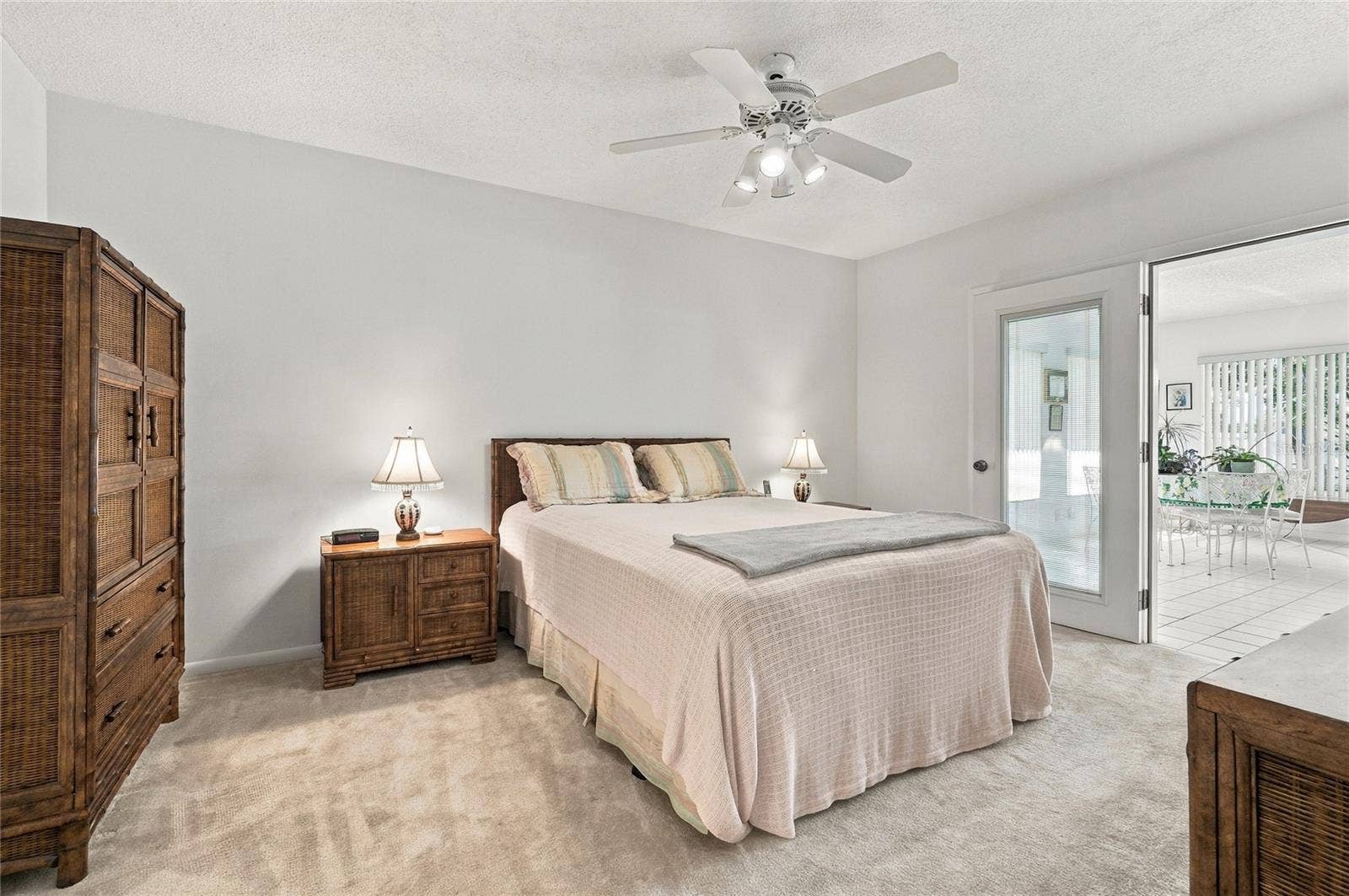 241 VOLUSIA DRIVE, Winter Haven, FL 33884 241 VOLUSIA DRIVE, Winter Haven, FL 33884