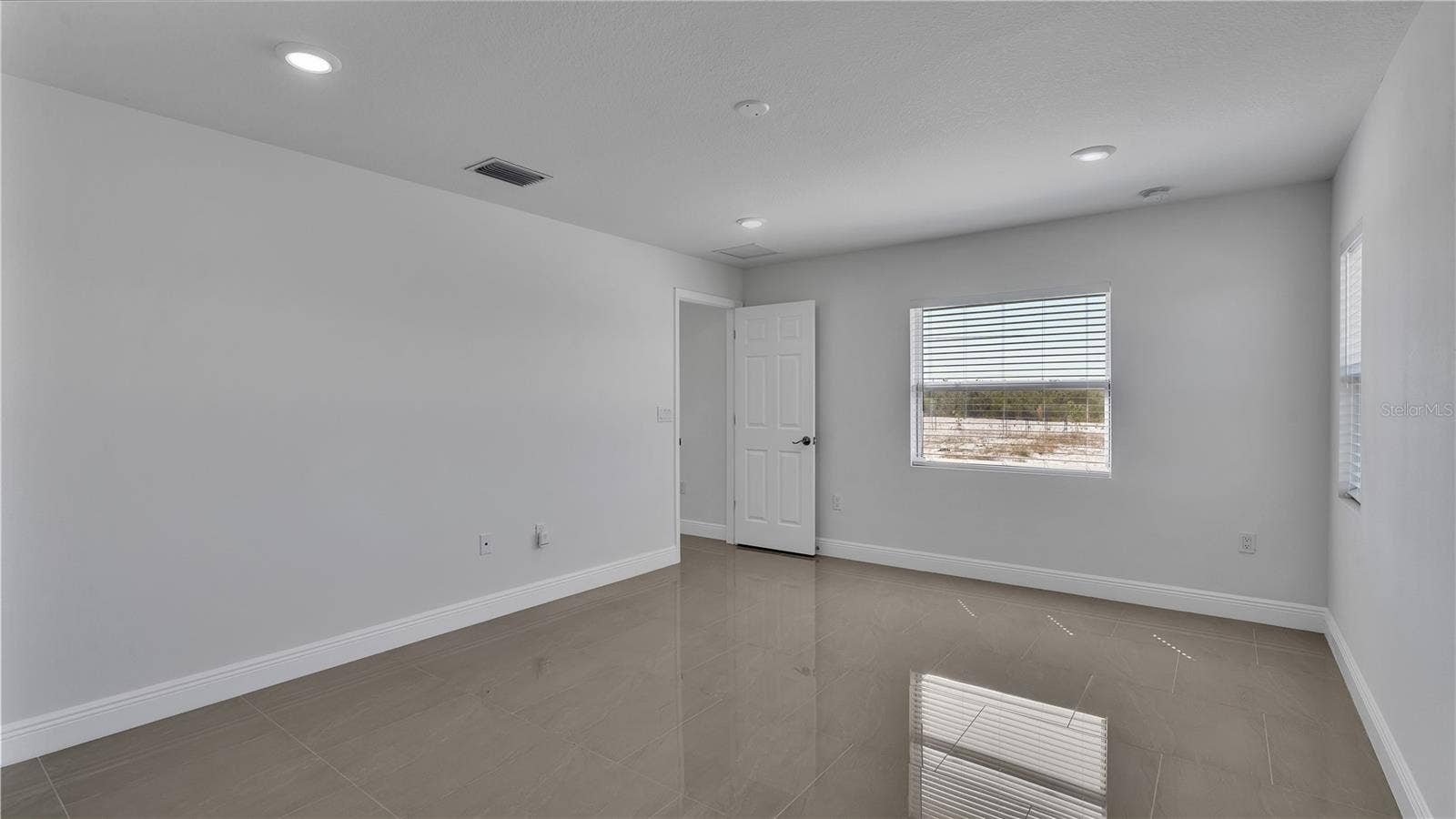 2099 VALENCIA DRIVE, Indian Lake Estates, FL 33855 2099 VALENCIA DRIVE, Indian Lake Estates, FL 33855