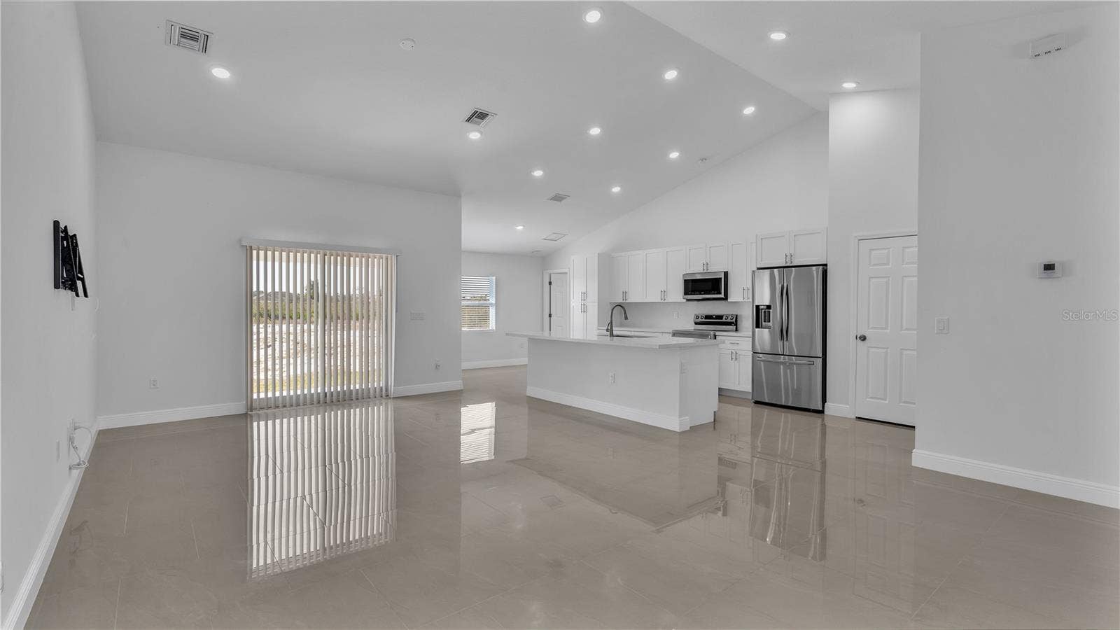 2099 VALENCIA DRIVE, Indian Lake Estates, FL 33855 2099 VALENCIA DRIVE, Indian Lake Estates, FL 33855