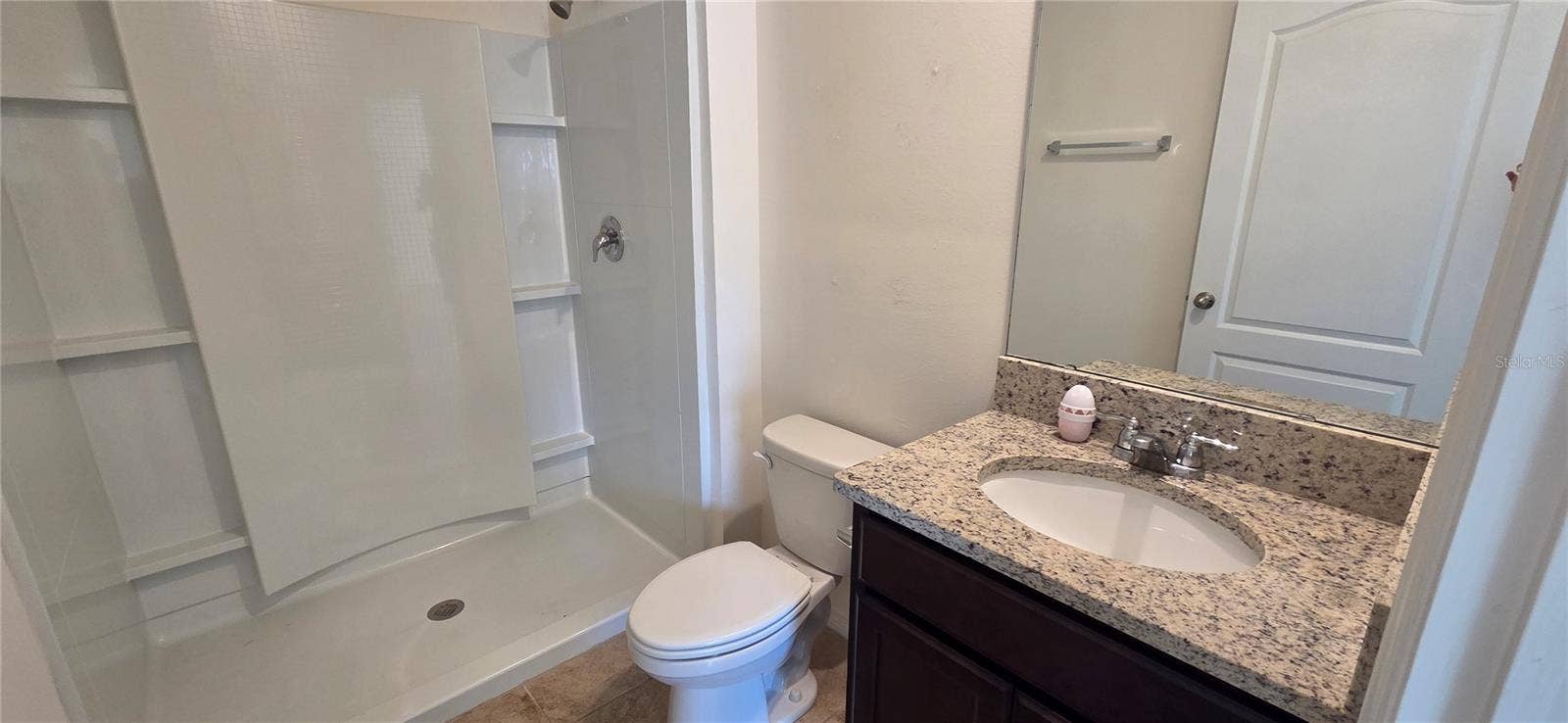 !st Floor Bathroom