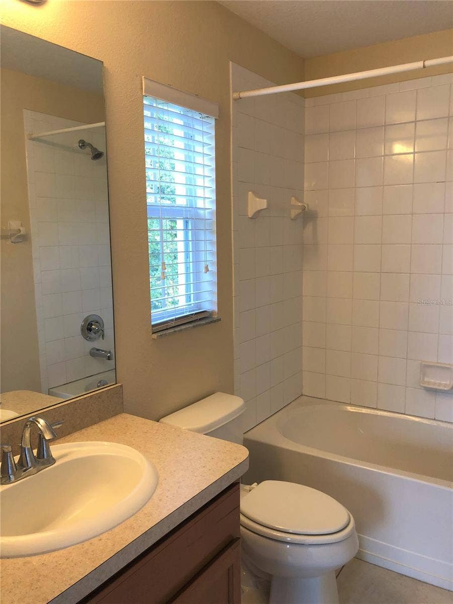 4171 WINDING VINE DRIVE, Lakeland, FL 33812 4171 WINDING VINE DRIVE, Lakeland, FL 33812