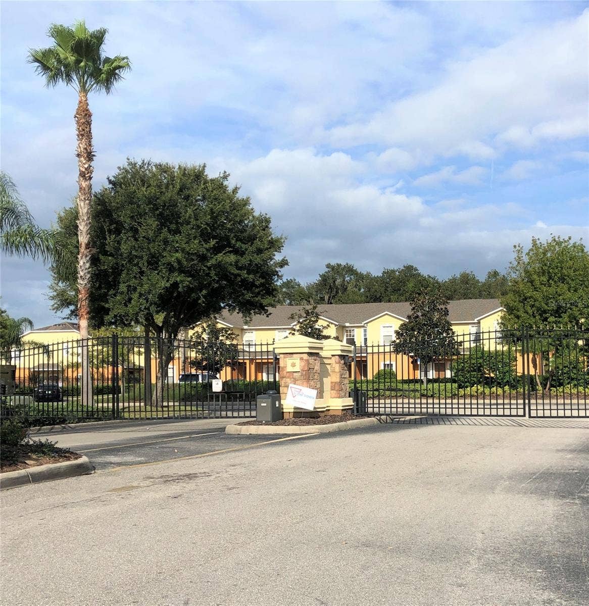 4171 WINDING VINE DRIVE, Lakeland, FL 33812 4171 WINDING VINE DRIVE, Lakeland, FL 33812
