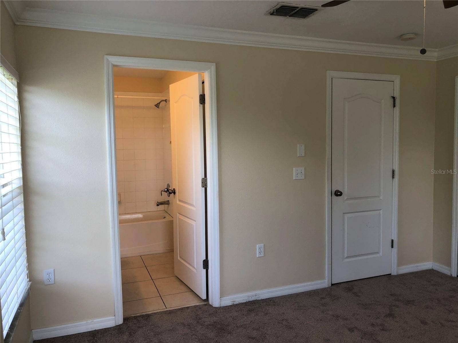 4171 WINDING VINE DRIVE, Lakeland, FL 33812 4171 WINDING VINE DRIVE, Lakeland, FL 33812
