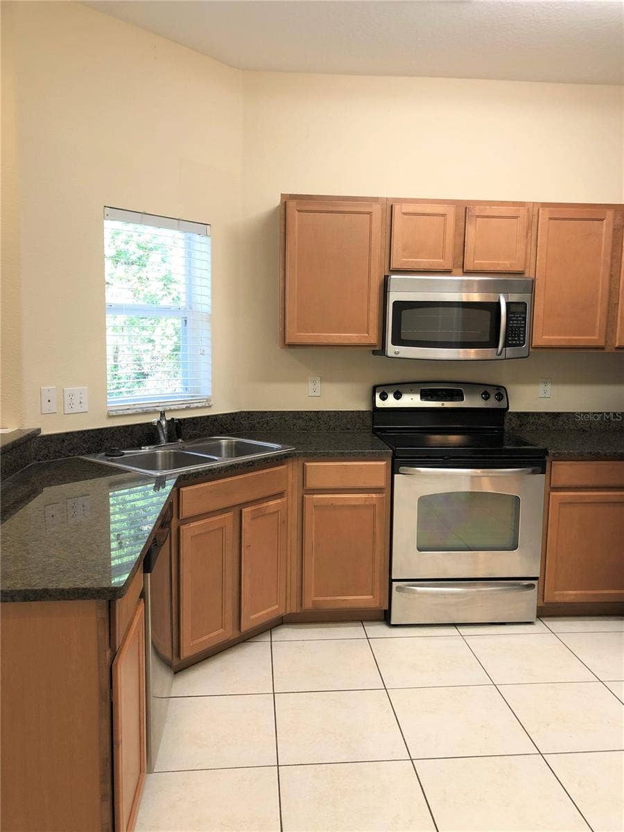 4171 WINDING VINE DRIVE, Lakeland, FL 33812 4171 WINDING VINE DRIVE, Lakeland, FL 33812