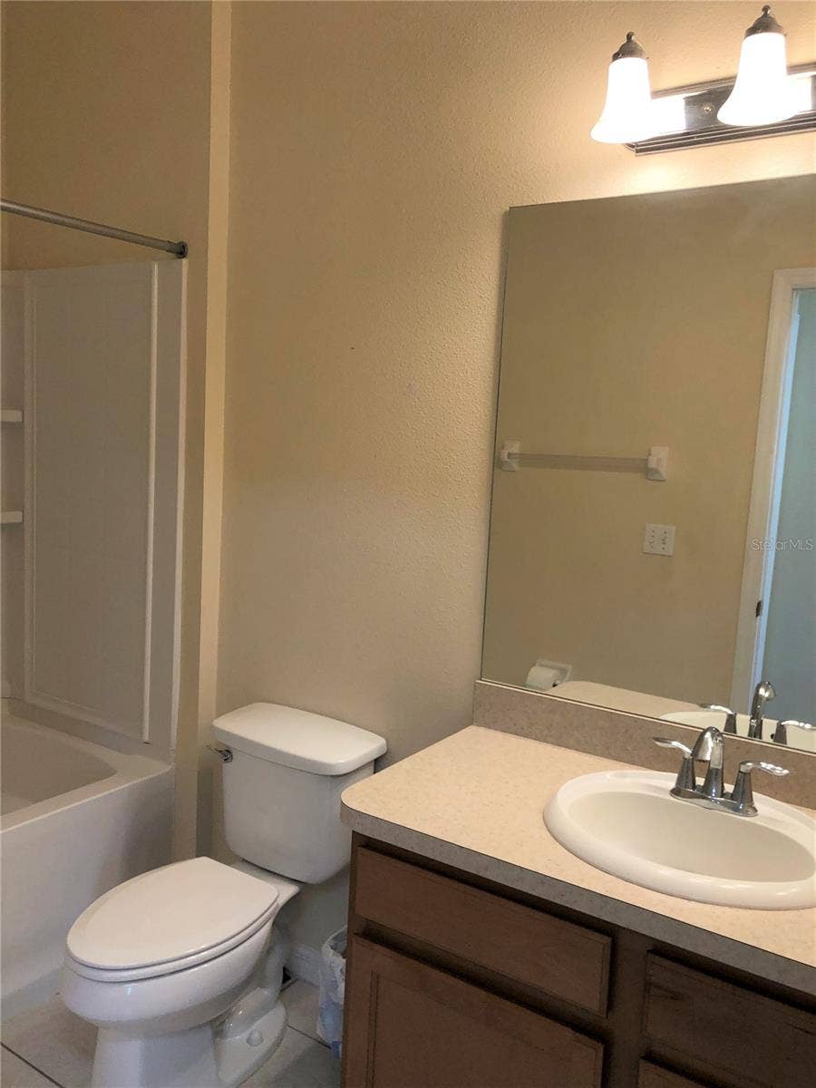4171 WINDING VINE DRIVE, Lakeland, FL 33812 4171 WINDING VINE DRIVE, Lakeland, FL 33812