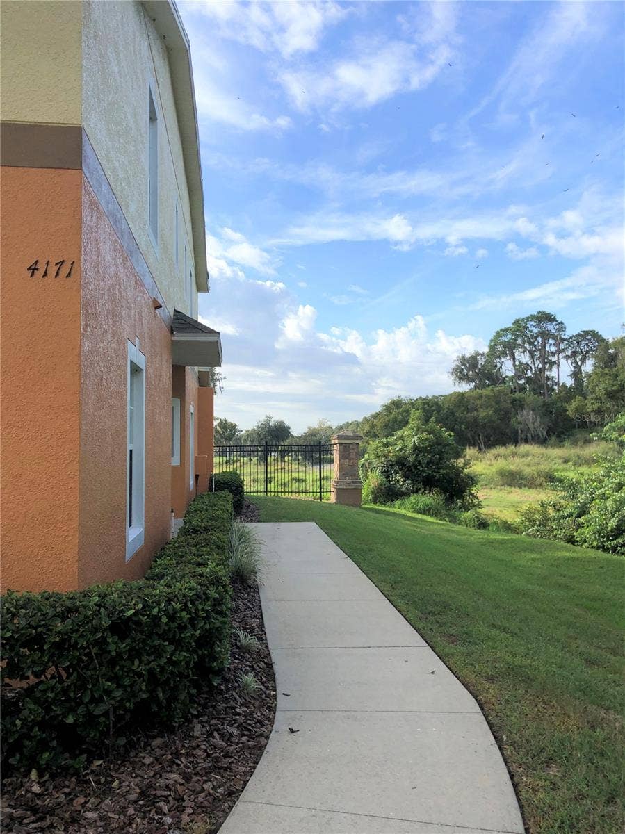 4171 WINDING VINE DRIVE, Lakeland, FL 33812 4171 WINDING VINE DRIVE, Lakeland, FL 33812