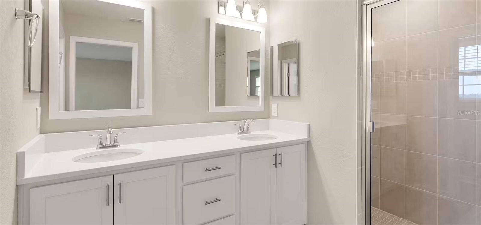 4025 WAVING HICKORY BOULEVARD, St Cloud, FL 34772 4025 WAVING HICKORY BOULEVARD, St Cloud, FL 34772