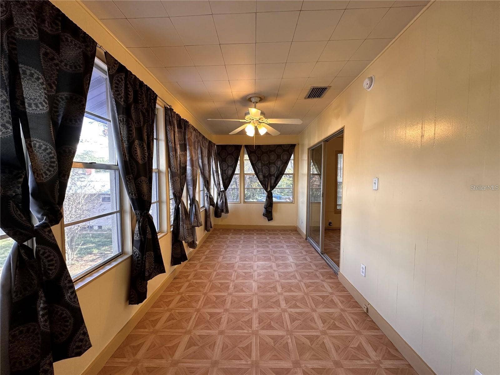 1025 E MAIN STREET, Bartow, FL 33830 1025 E MAIN STREET, Bartow, FL 33830