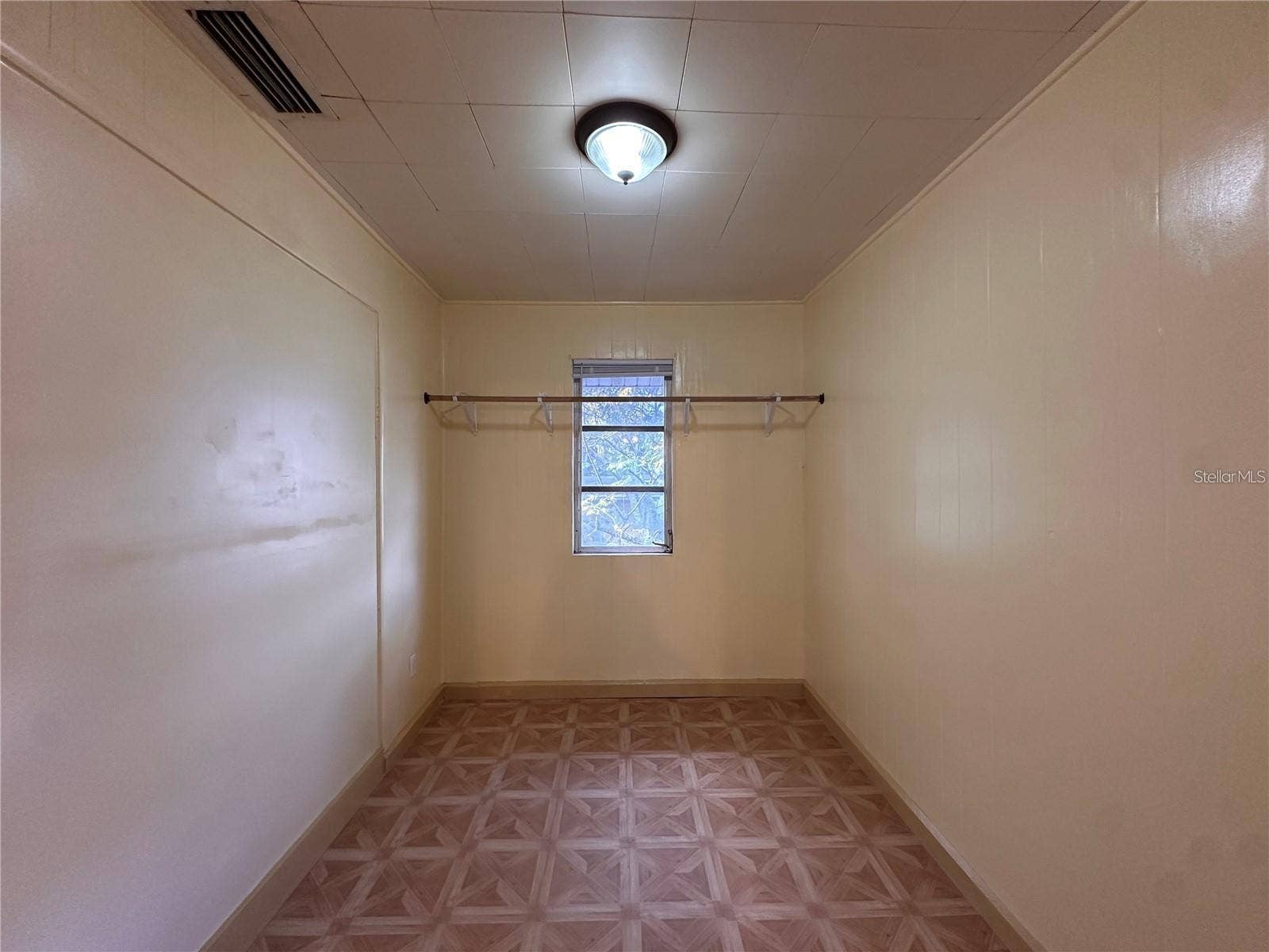 1025 E MAIN STREET, Bartow, FL 33830 1025 E MAIN STREET, Bartow, FL 33830