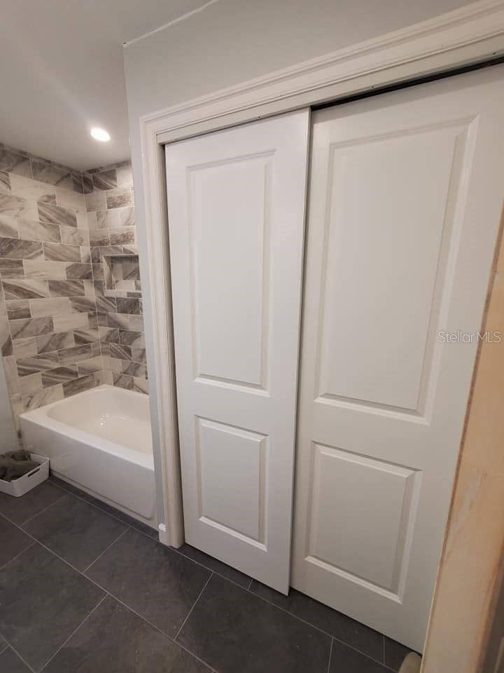 Brandon, FL 33511 #2 Bathroom
