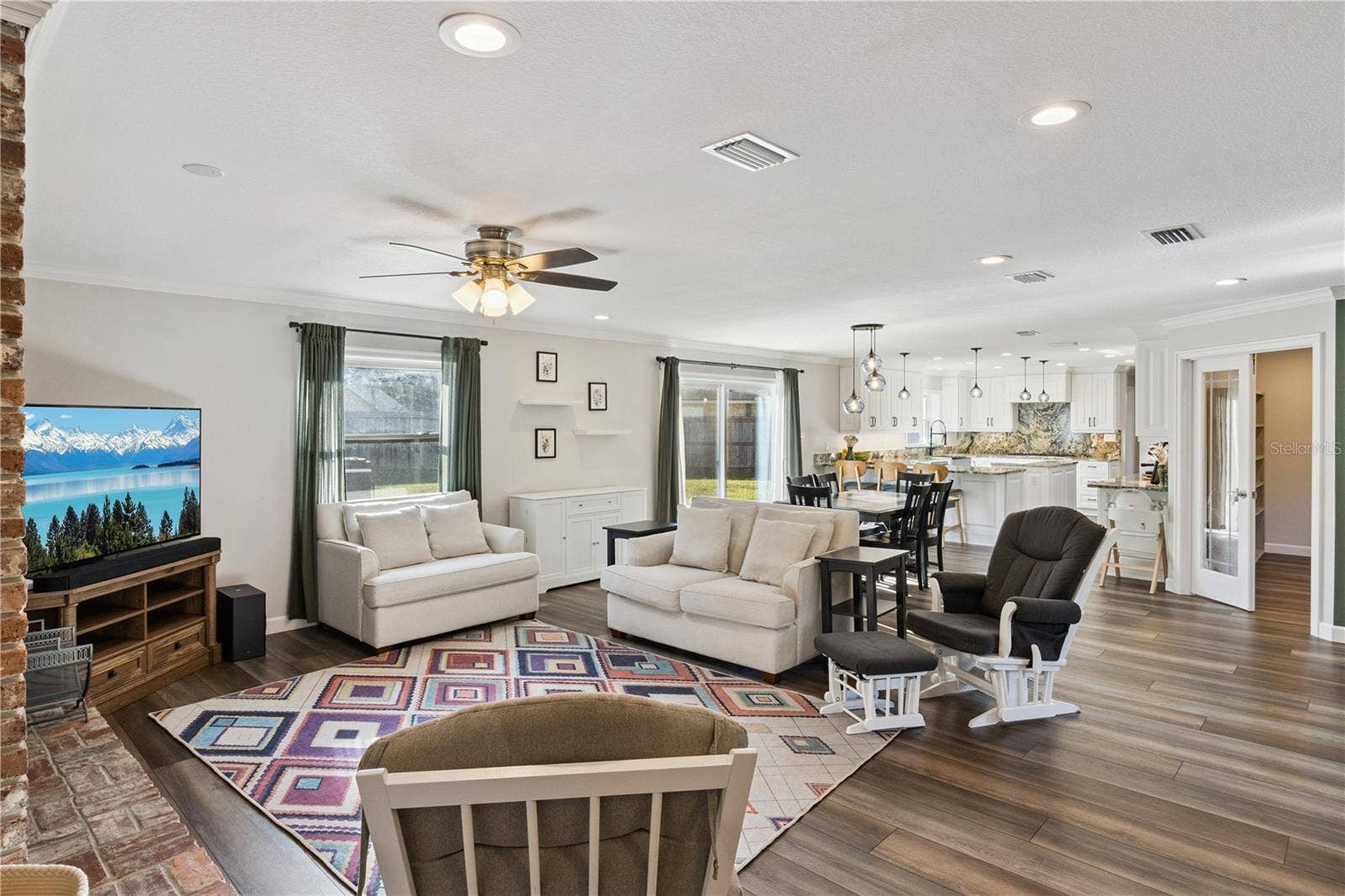 601 GREENBRIAR DRIVE, Brandon, FL 33511 Double doors to office on the right