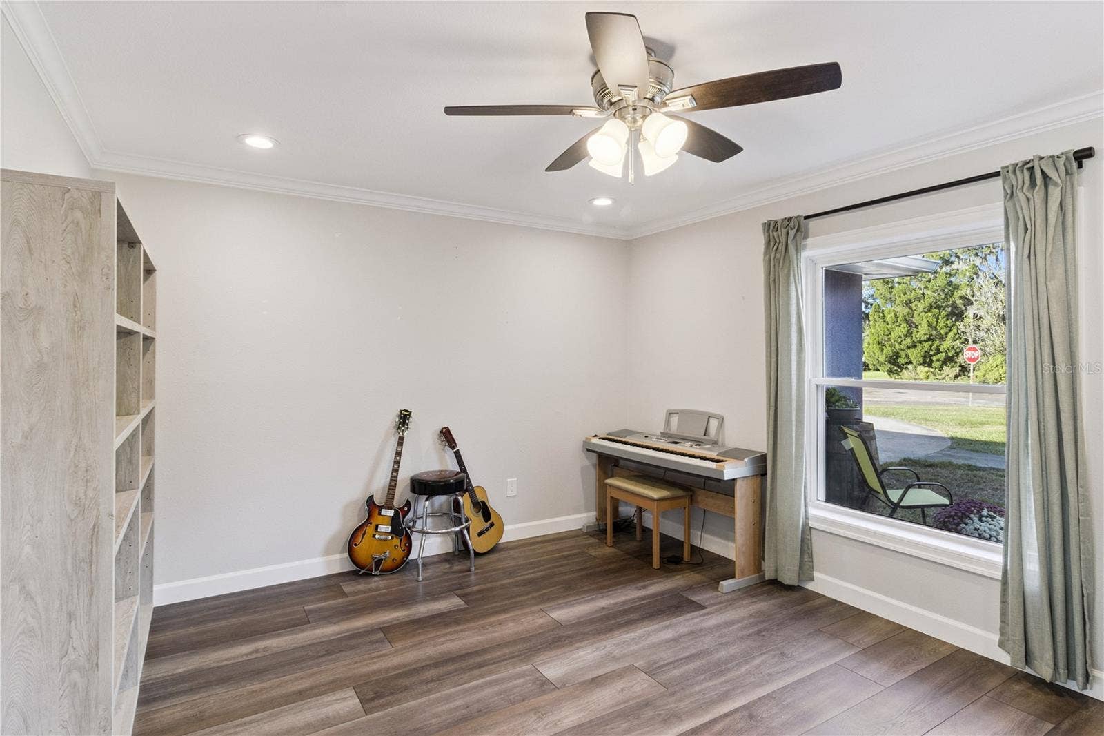 601 GREENBRIAR DRIVE, Brandon, FL 33511 Office could be a 5th bedroom too.