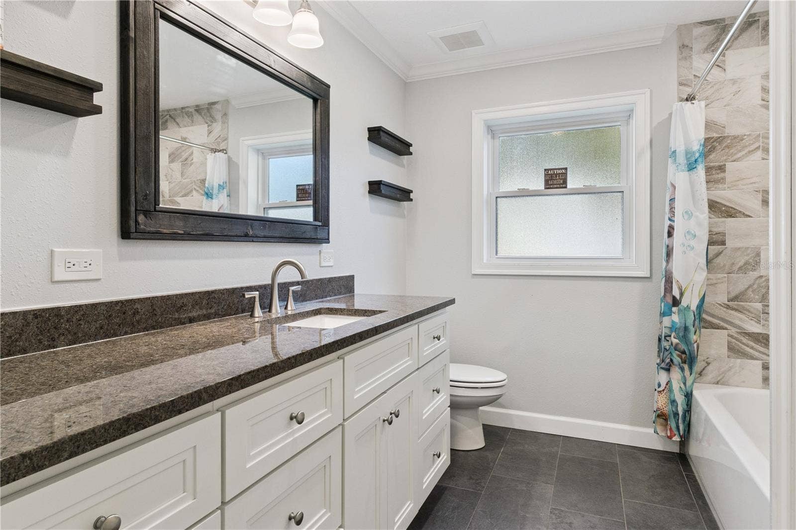 601 GREENBRIAR DRIVE, Brandon, FL 33511 Bathroom #1