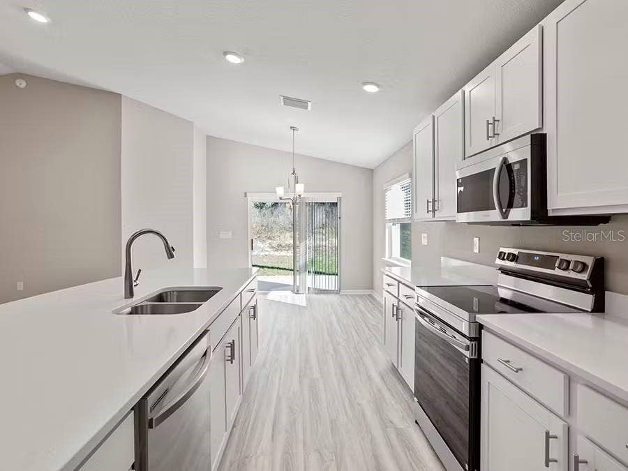 12319 ALTEZA CIRCLE, Riverview, FL 33579 12319 ALTEZA CIRCLE, Riverview, FL 33579