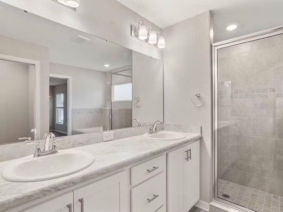 12319 ALTEZA CIRCLE, Riverview, FL 33579 12319 ALTEZA CIRCLE, Riverview, FL 33579