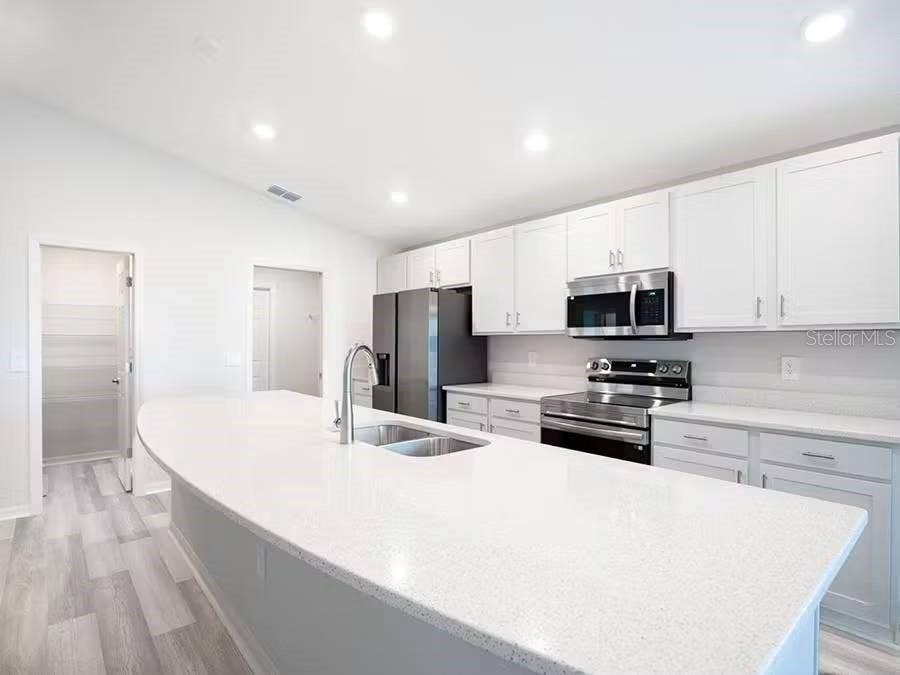 12336 ALTEZA CIRCLE, Riverview, FL 33579 12336 ALTEZA CIRCLE, Riverview, FL 33579