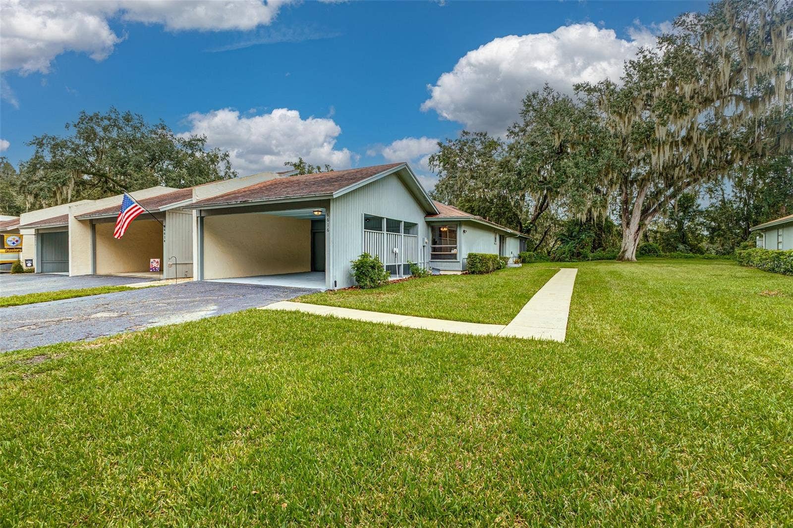 6616 SWEETBRIAR LANE, Lakeland, FL 33813 6616 SWEETBRIAR LANE, Lakeland, FL 33813