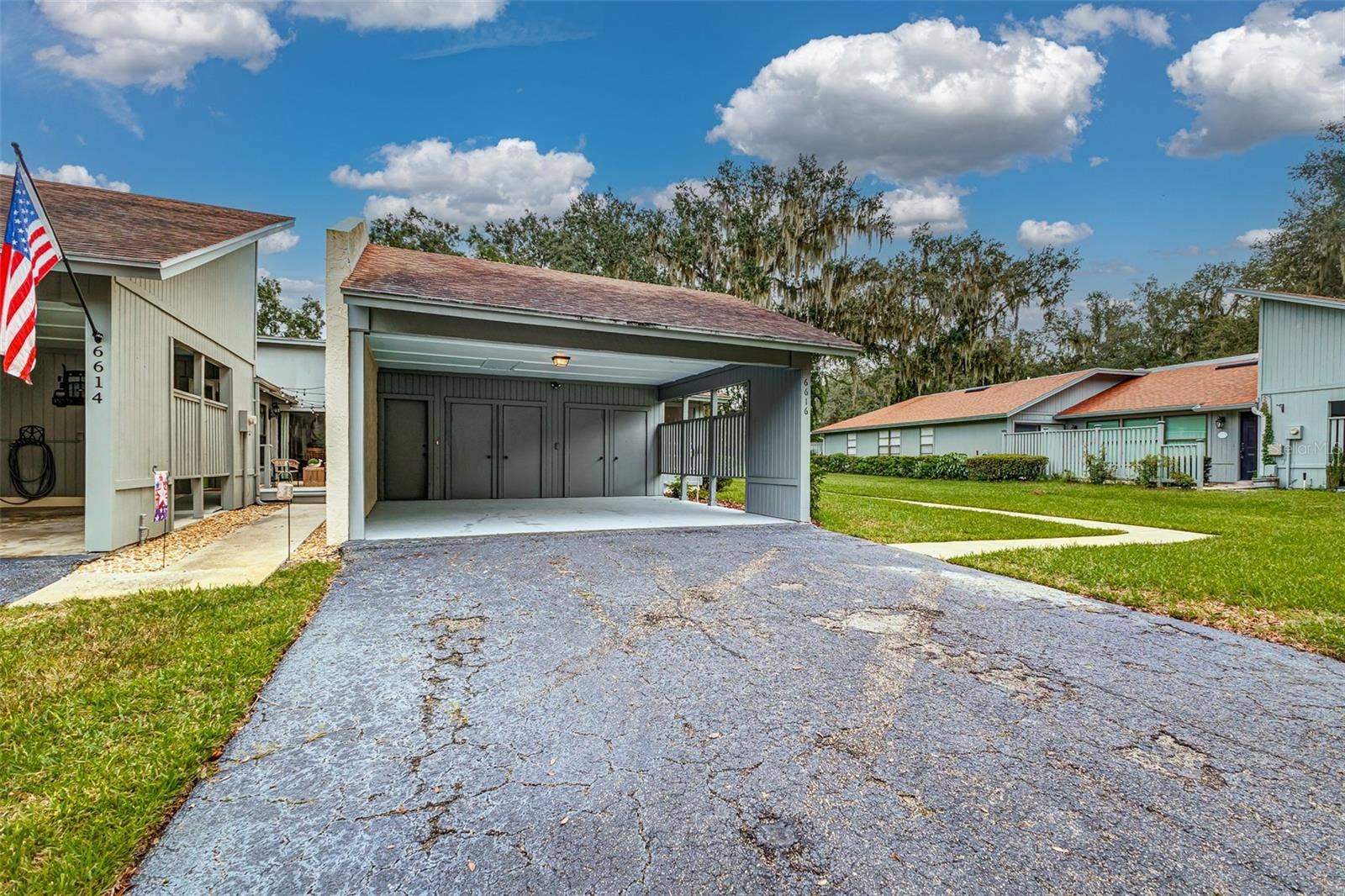 6616 SWEETBRIAR LANE, Lakeland, FL 33813 6616 SWEETBRIAR LANE, Lakeland, FL 33813