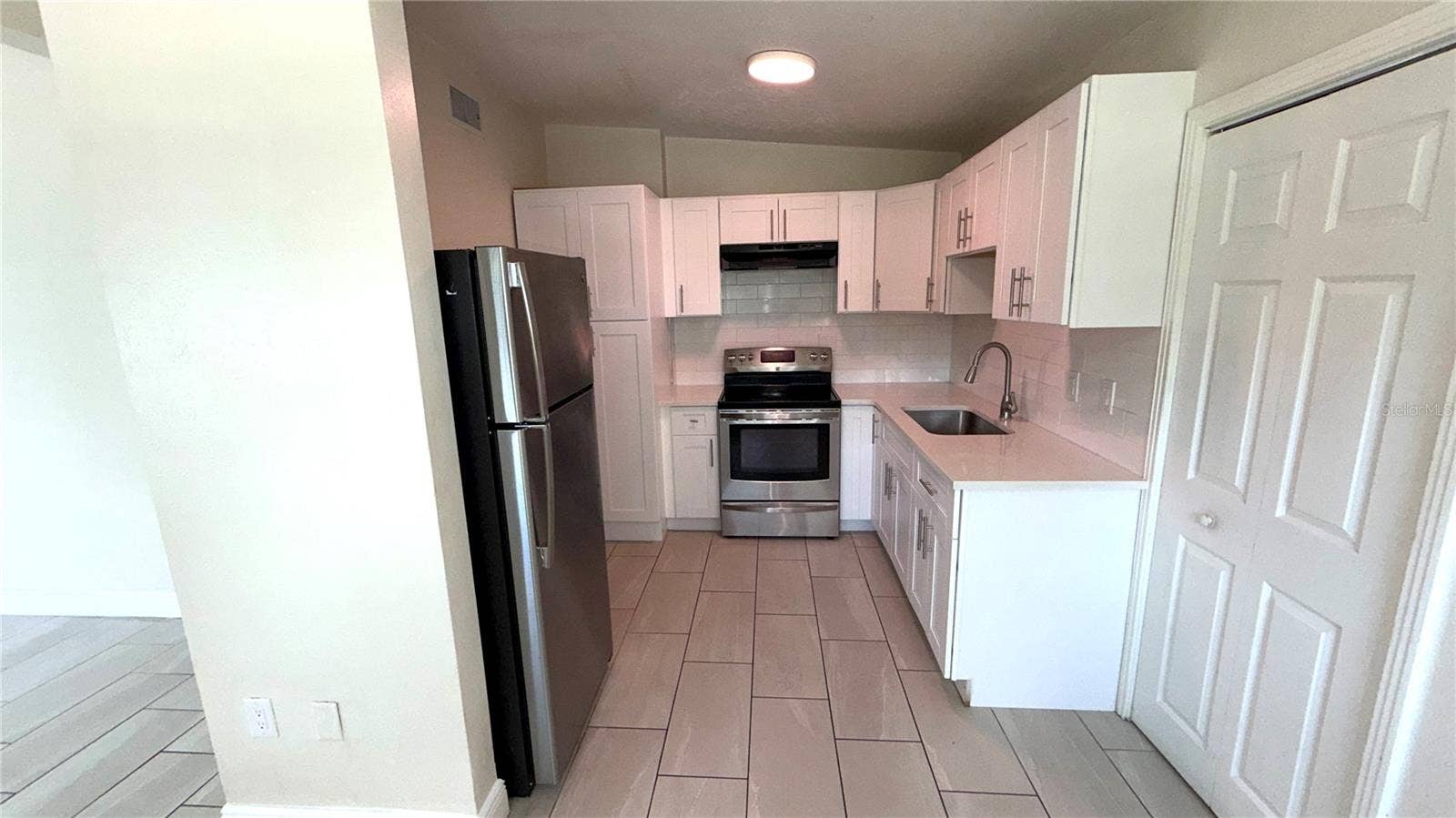 1425 HESTER DRIVE, Lakeland, FL 33801 1425 HESTER DRIVE, Lakeland, FL 33801