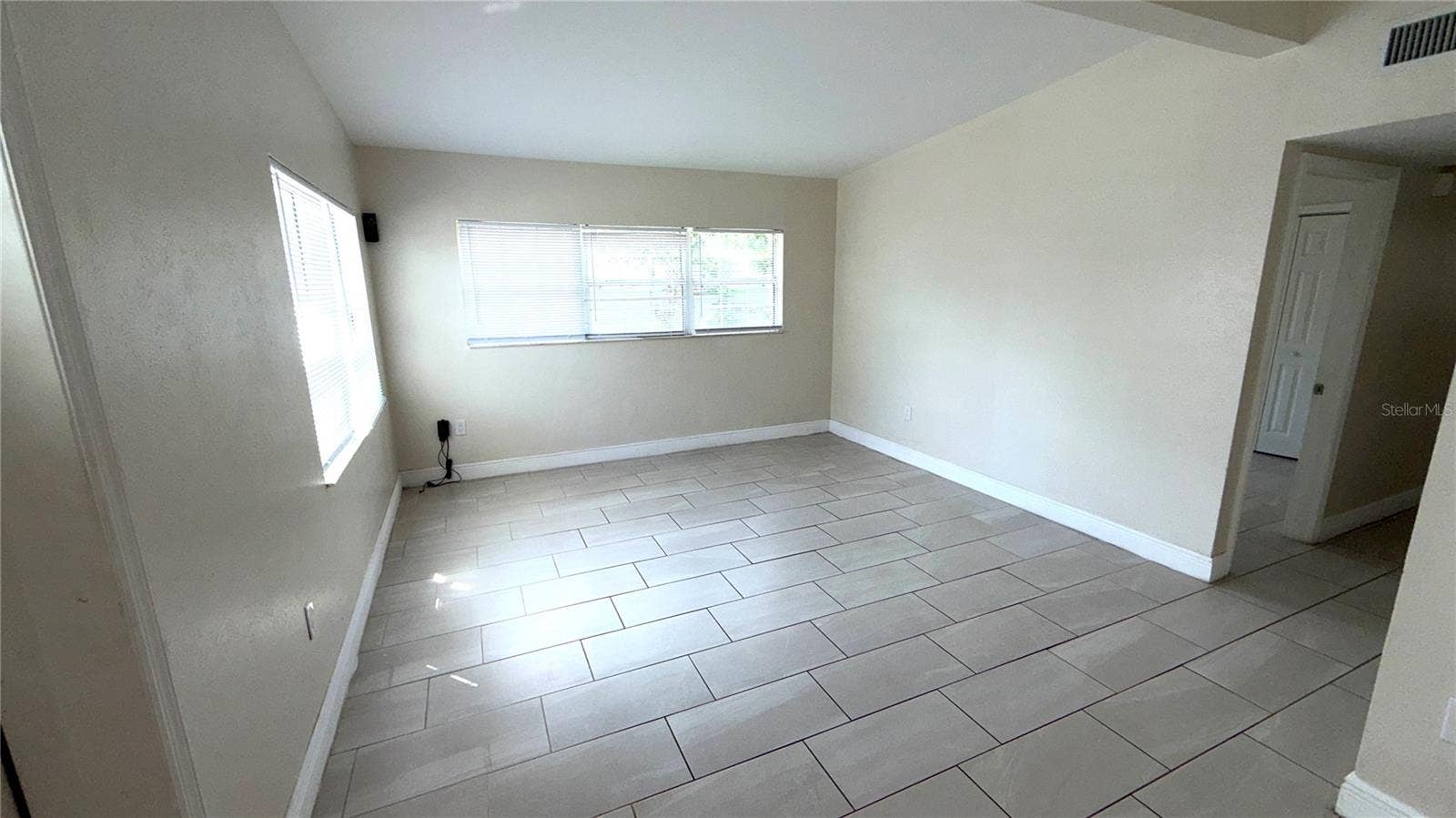 1425 HESTER DRIVE, Lakeland, FL 33801 1425 HESTER DRIVE, Lakeland, FL 33801