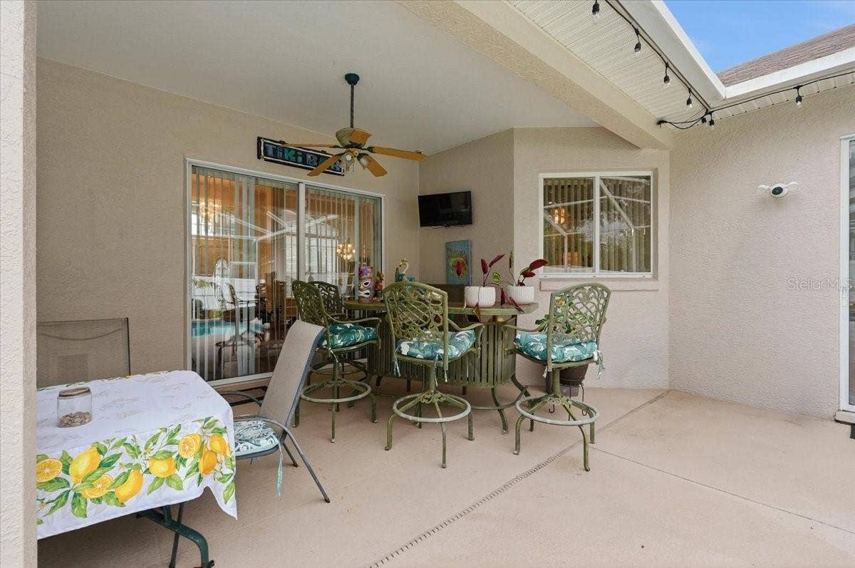 5599 SUMMERLAND HILLS DRIVE, Lakeland, FL 33812 5599 SUMMERLAND HILLS DRIVE, Lakeland, FL 33812