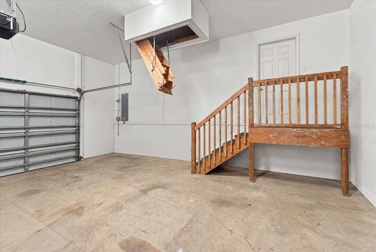 5599 SUMMERLAND HILLS DRIVE, Lakeland, FL 33812 5599 SUMMERLAND HILLS DRIVE, Lakeland, FL 33812