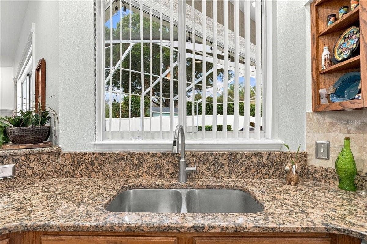 5599 SUMMERLAND HILLS DRIVE, Lakeland, FL 33812 5599 SUMMERLAND HILLS DRIVE, Lakeland, FL 33812