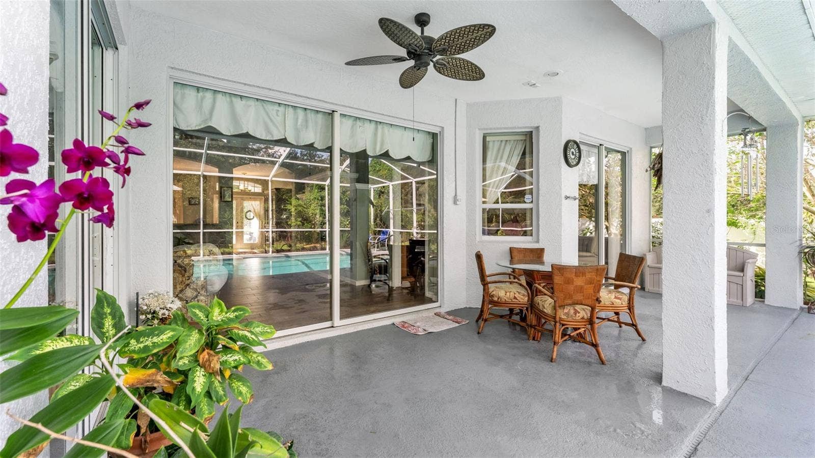 6626 ROYAL FOREST DR, Lakeland, FL 33811 6626 ROYAL FOREST DR, Lakeland, FL 33811