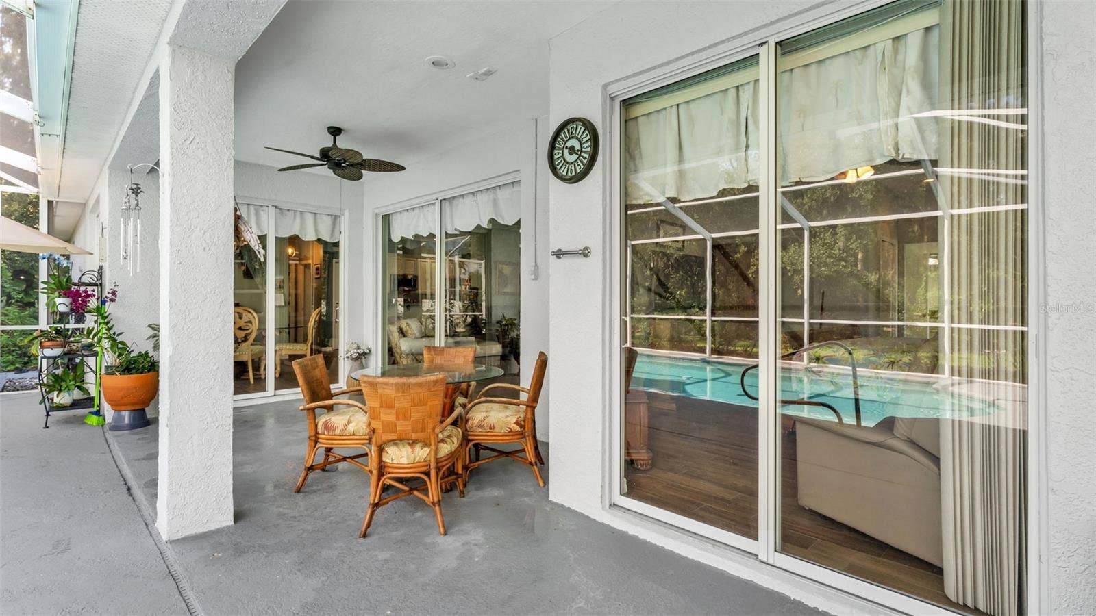6626 ROYAL FOREST DR, Lakeland, FL 33811 6626 ROYAL FOREST DR, Lakeland, FL 33811