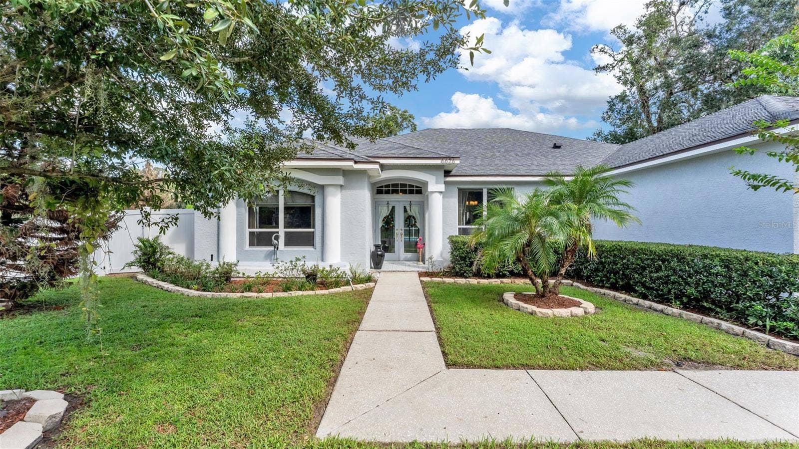 6626 ROYAL FOREST DR, Lakeland, FL 33811 6626 ROYAL FOREST DR, Lakeland, FL 33811