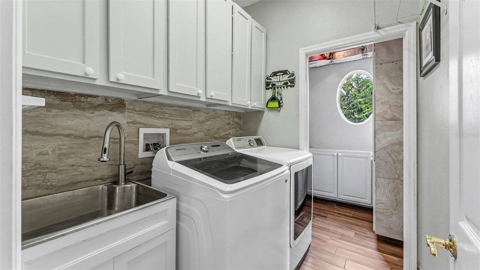 6626 ROYAL FOREST DR, Lakeland, FL 33811 6626 ROYAL FOREST DR, Lakeland, FL 33811