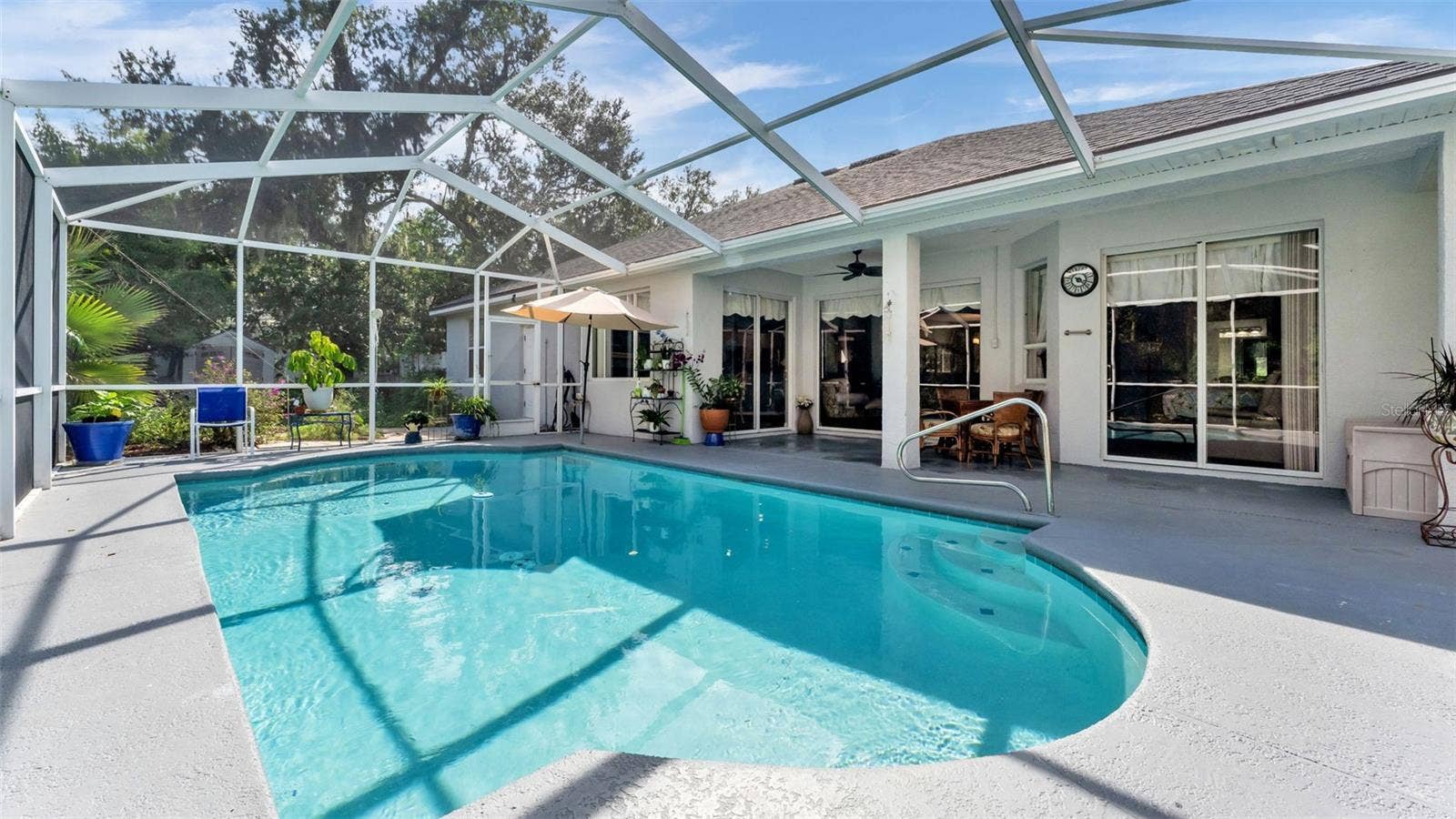 6626 ROYAL FOREST DR, Lakeland, FL 33811 6626 ROYAL FOREST DR, Lakeland, FL 33811
