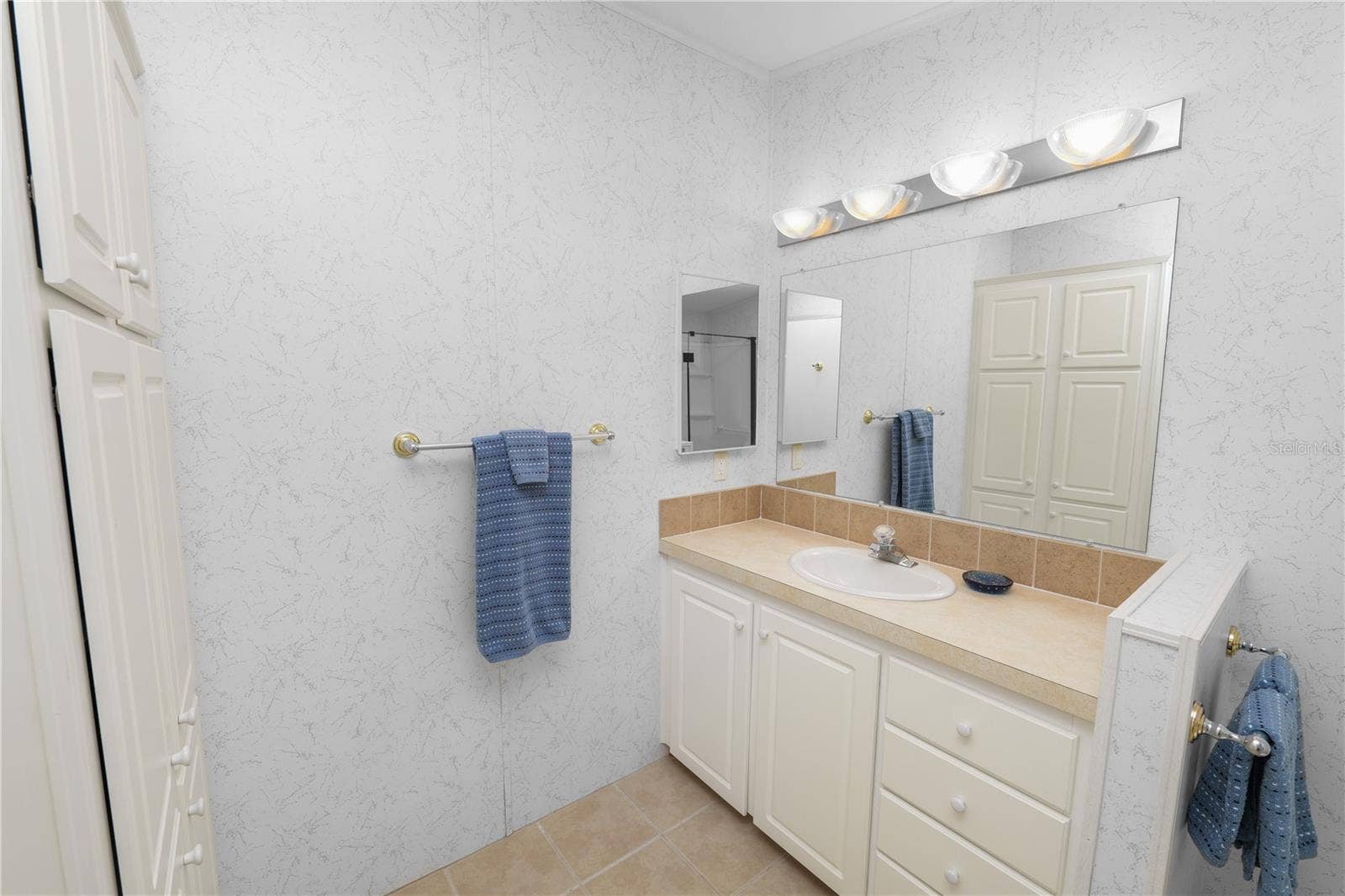 Lakeland, FL 33809