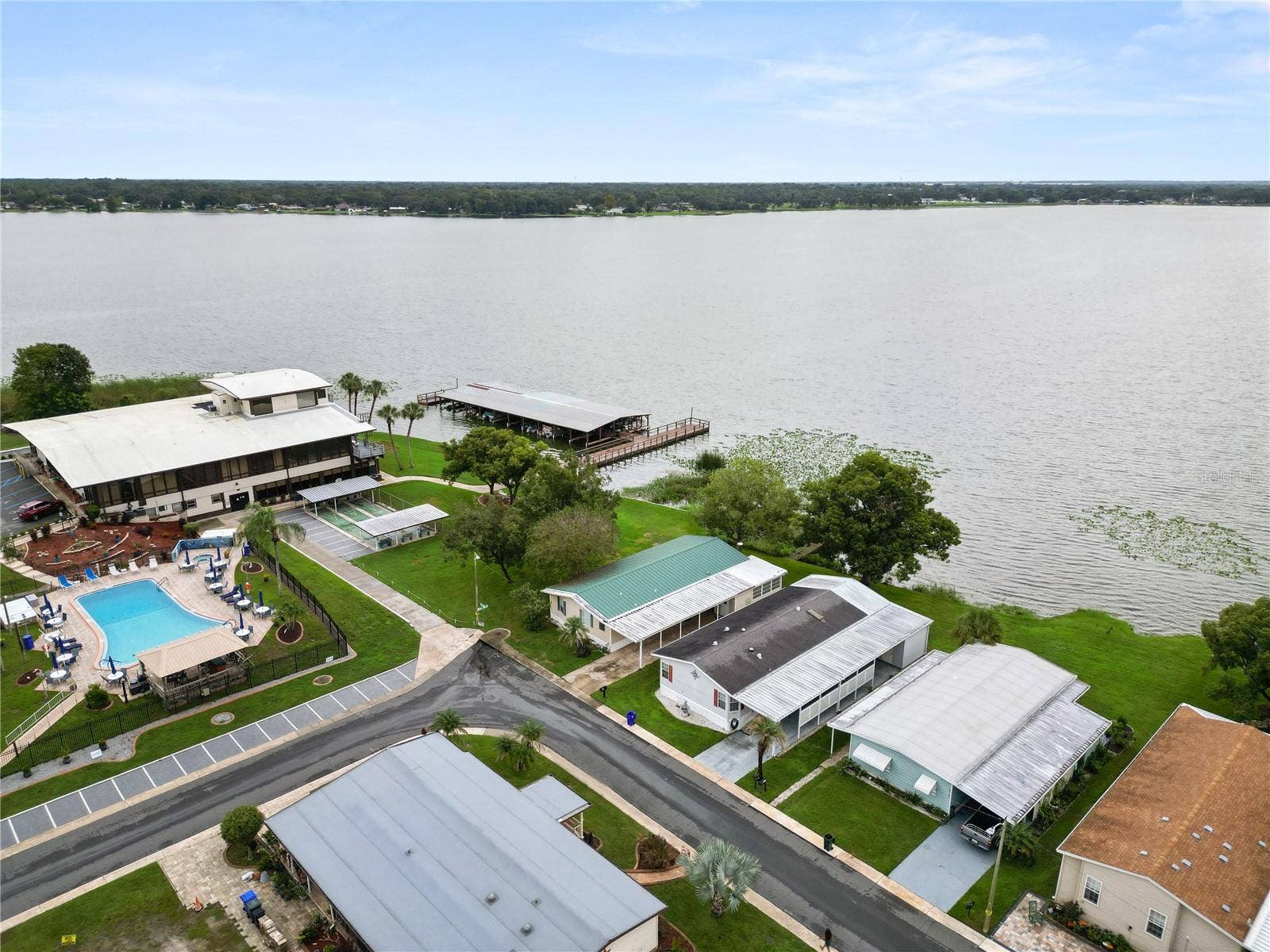 Lakeland, FL 33809